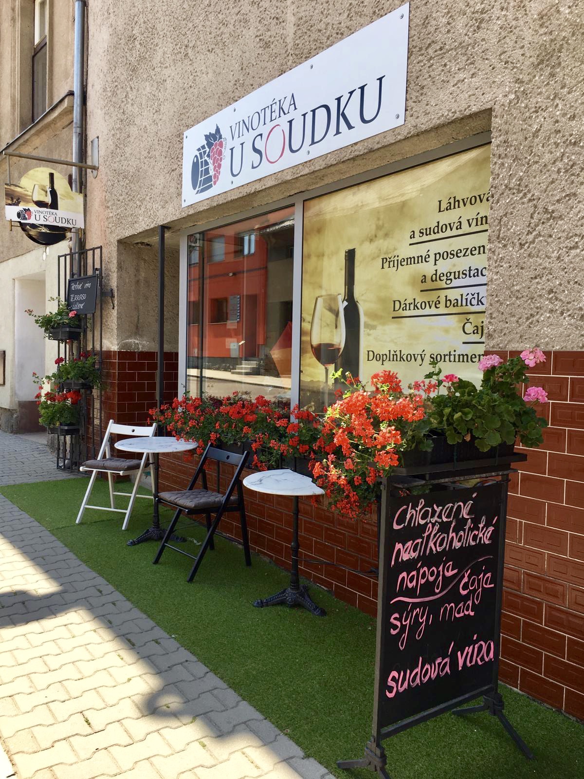 Vinotéka U Soudku Skuteč foto 2