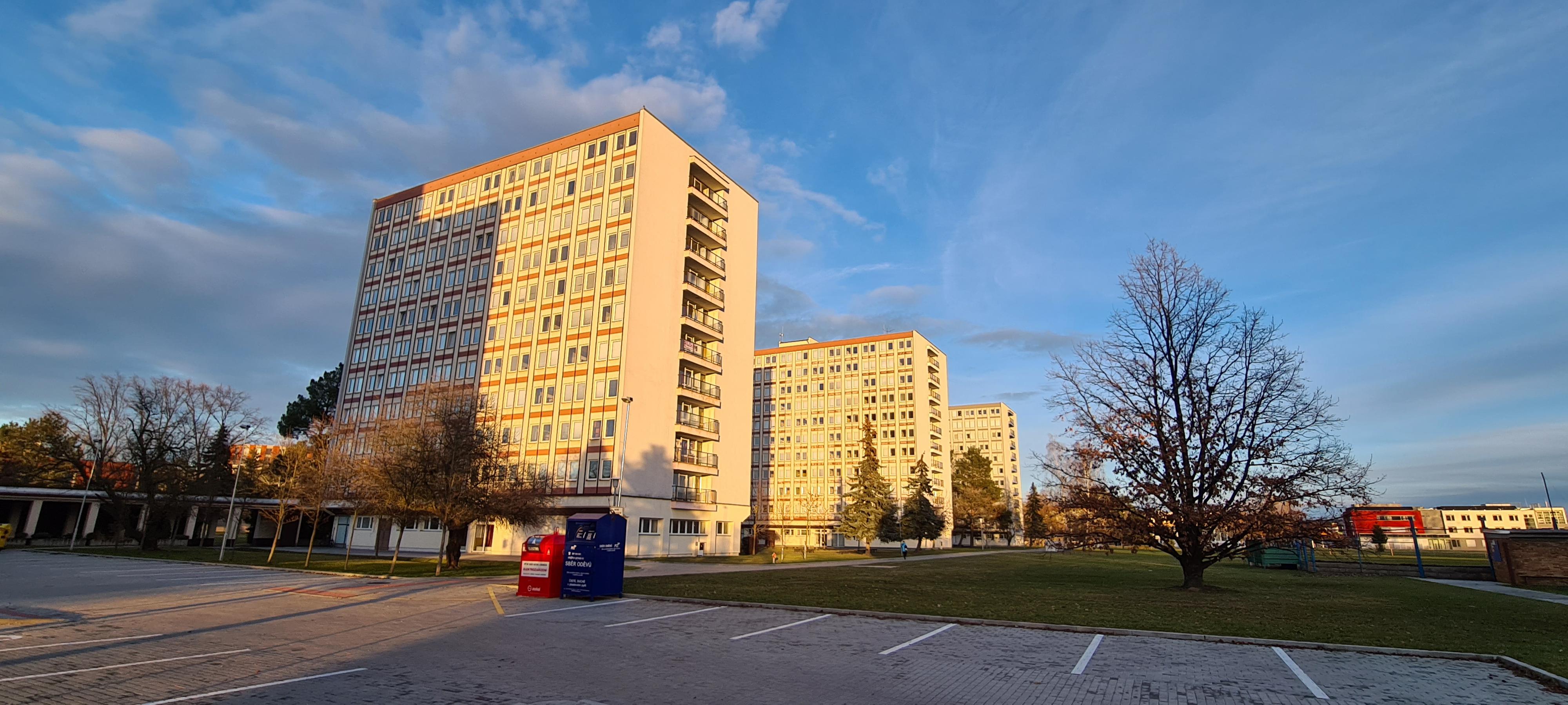 Koleje a menzy Jihočeské univerzity v Českých Budějovicích foto 2