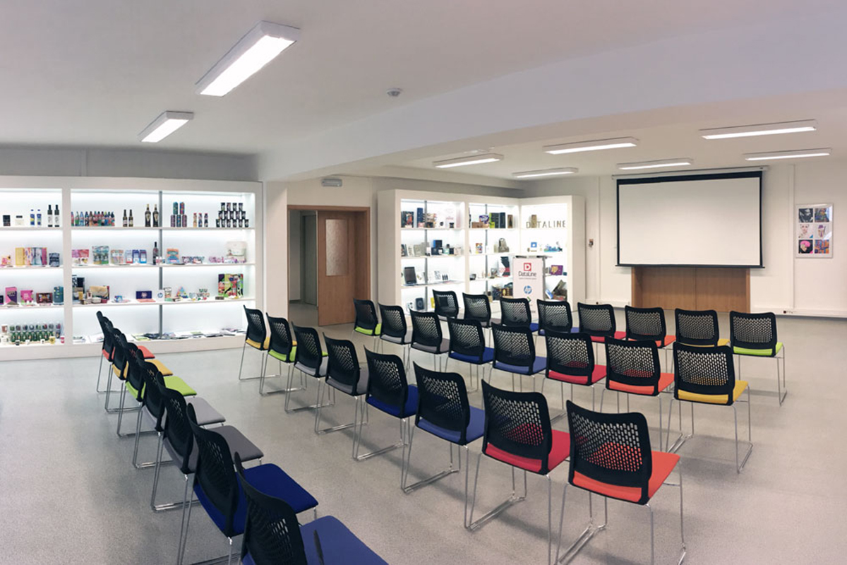 DataLine Digital Center