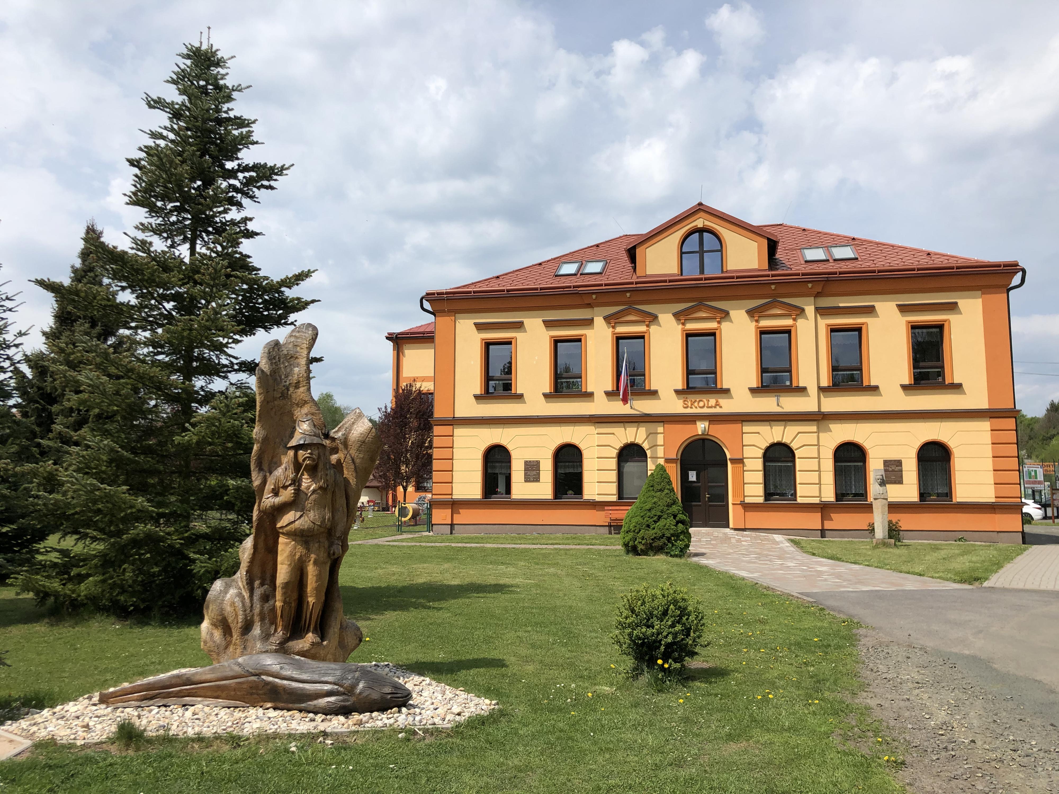 ZŠ a MŠ Havlovice nad Úpou foto 3