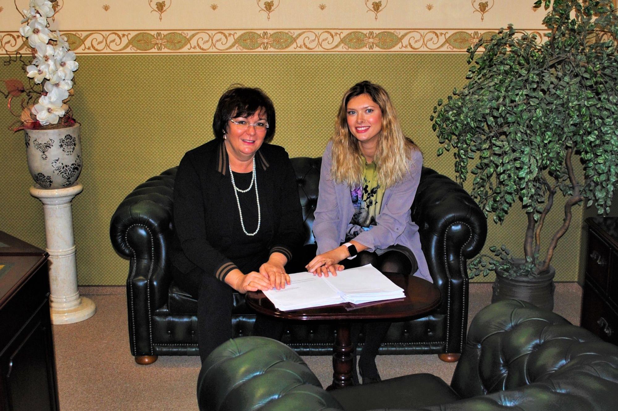 JUDr. Ivana Šlehoferová a Mgr. Ing. Vanda Gospodinová, LL.M., rodinná advokátní kancelář