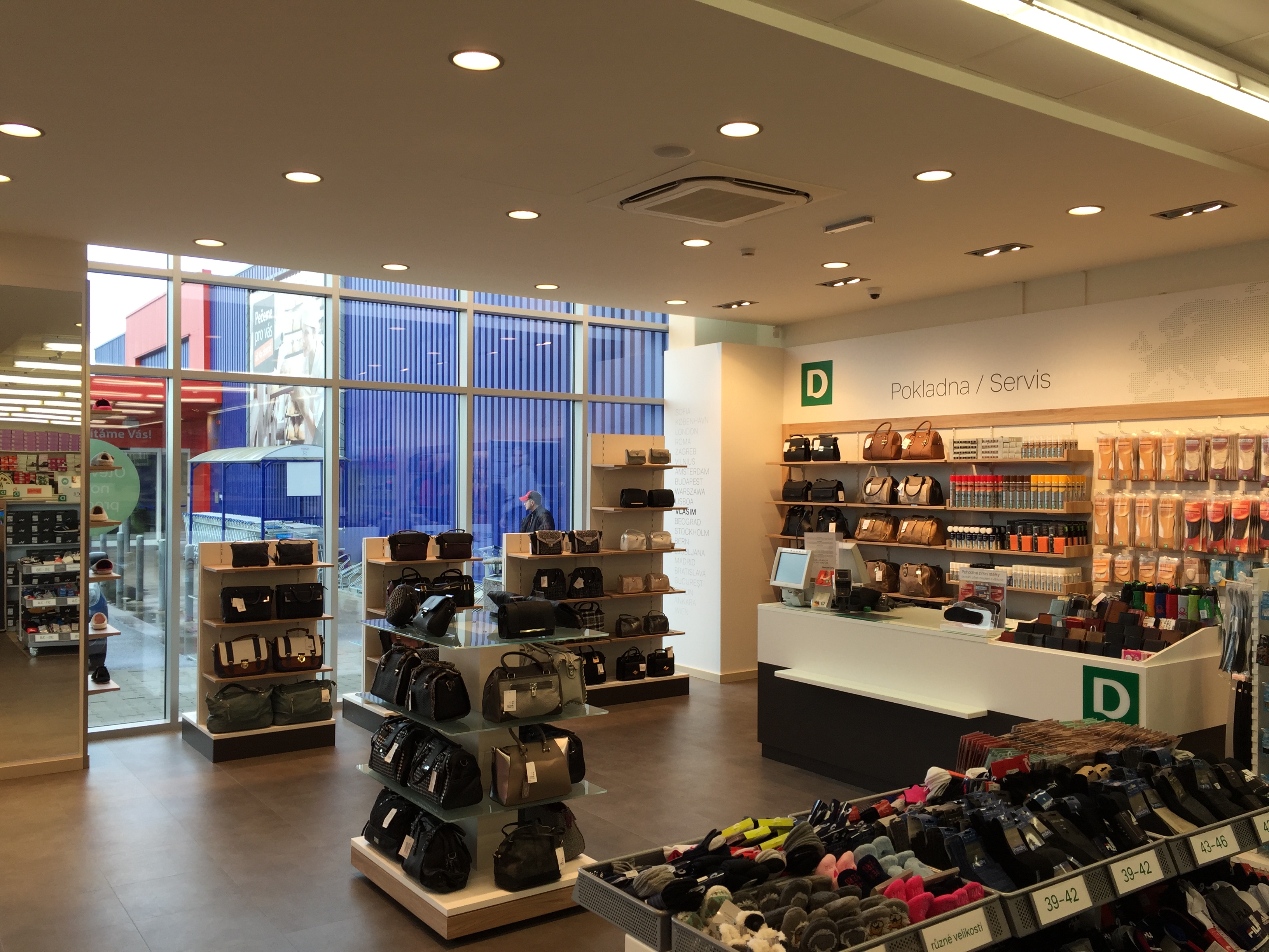 DEICHMANN foto 2