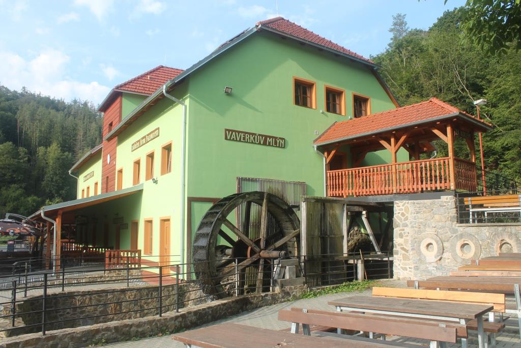 Restaurace Hálův mlýn foto 4