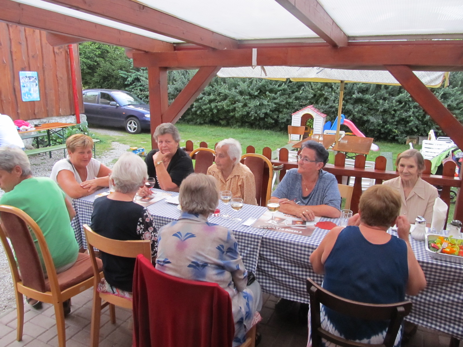 Občerstvení u Vodníka foto 3