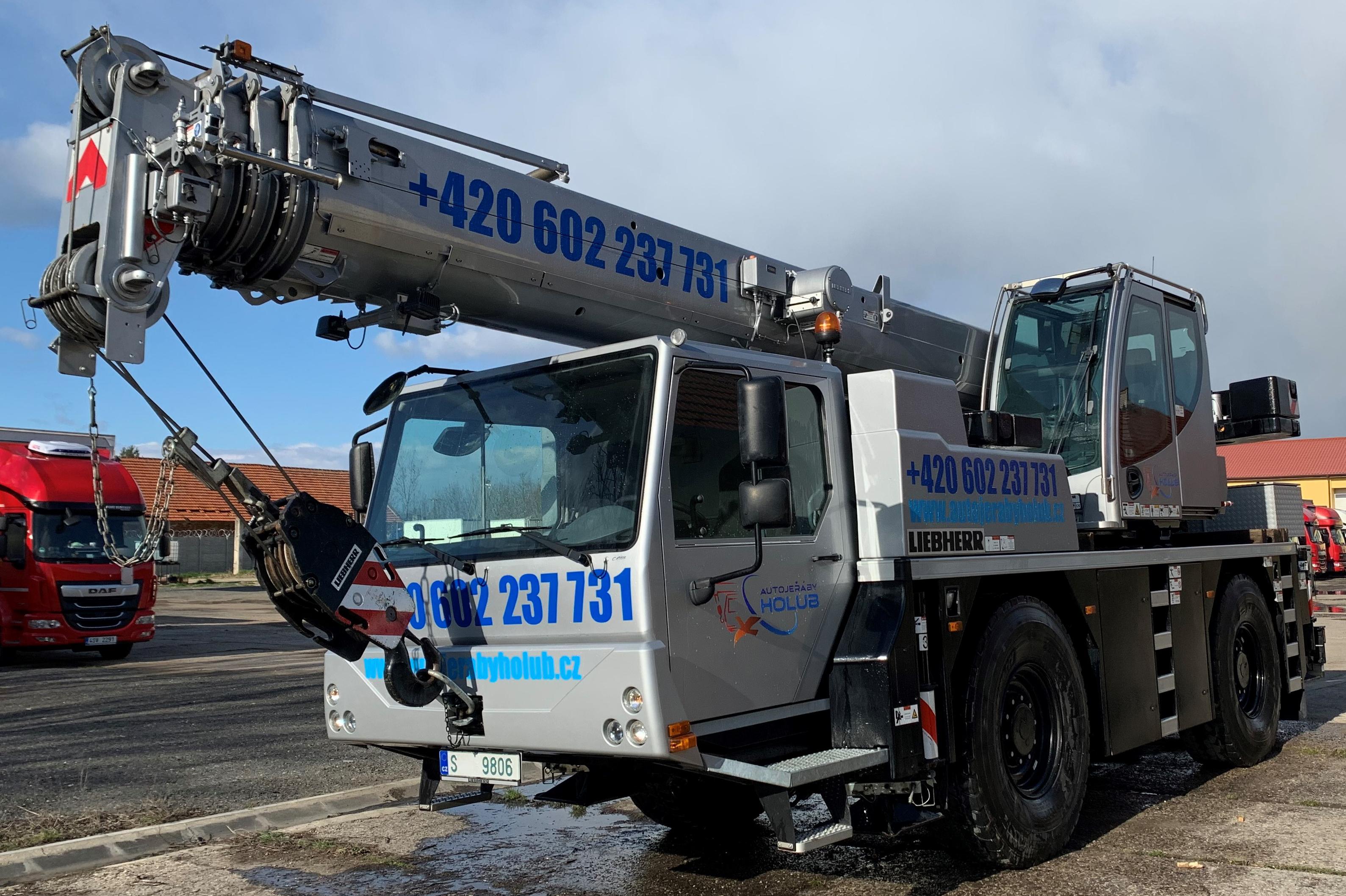 Jeřábnické práce autojeřábem Liebherr LTM 1030-2.1