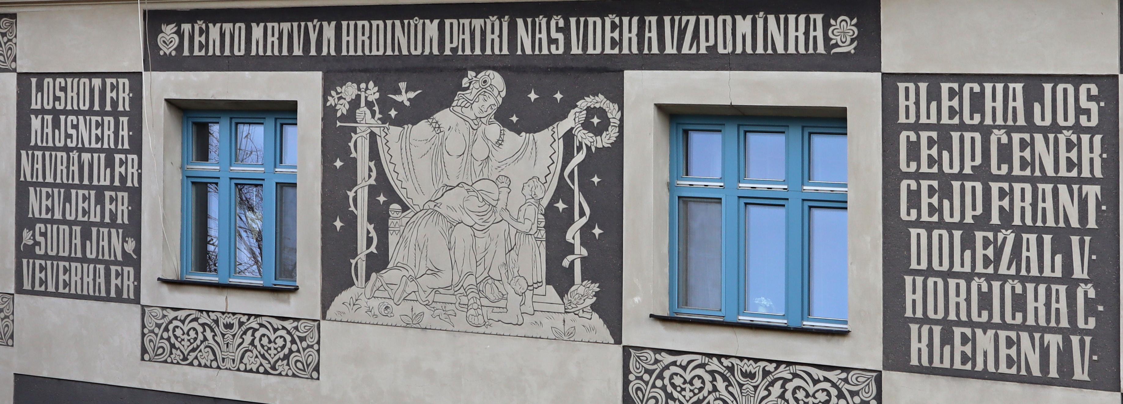 Uhersko - obecní úřad foto 4