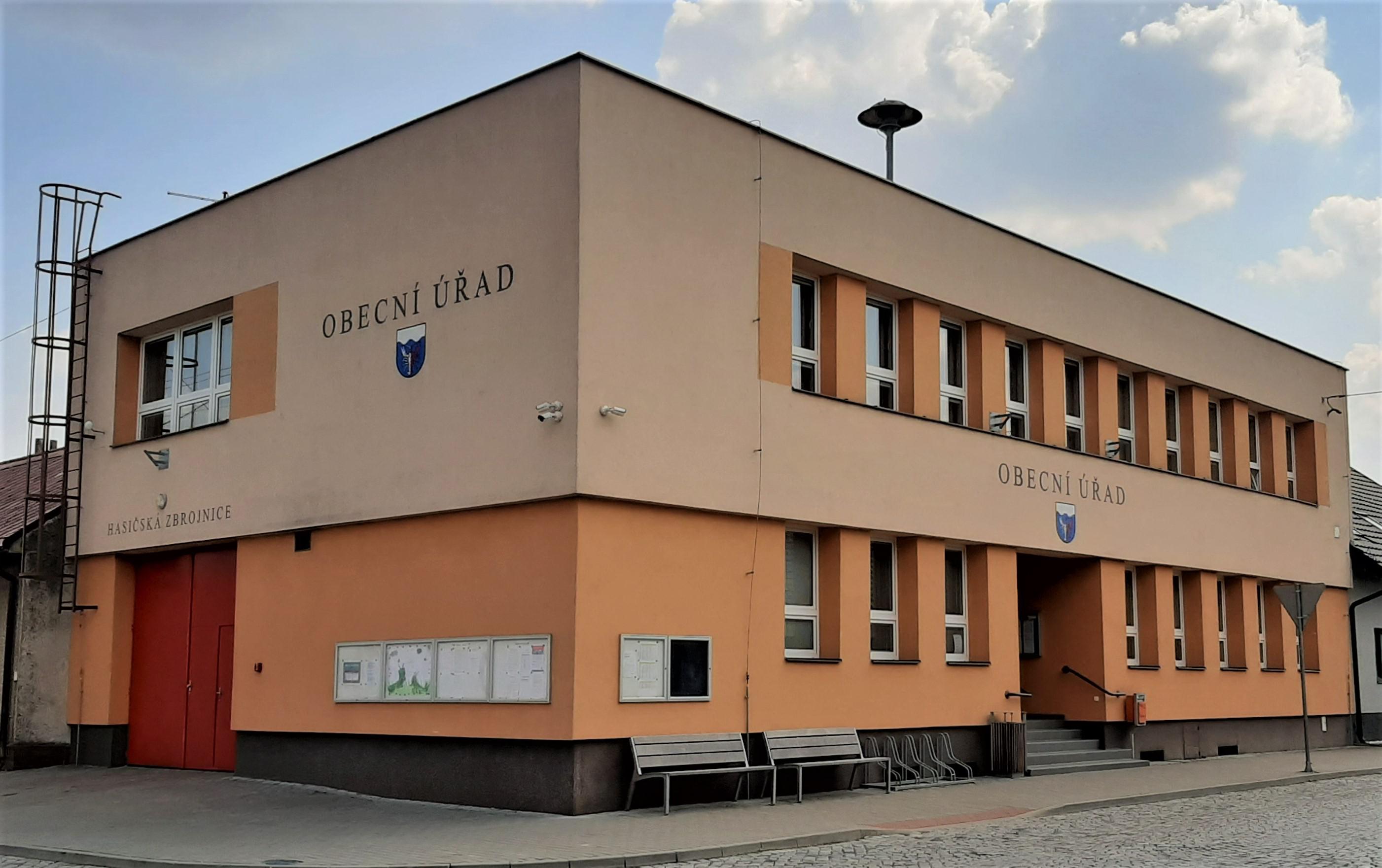 Kostelany nad Moravou - obecní úřad foto 3