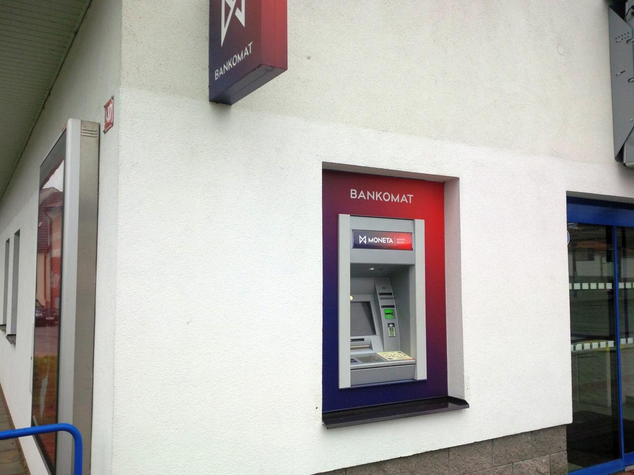 Bankomat MONETA Money Bank foto 1