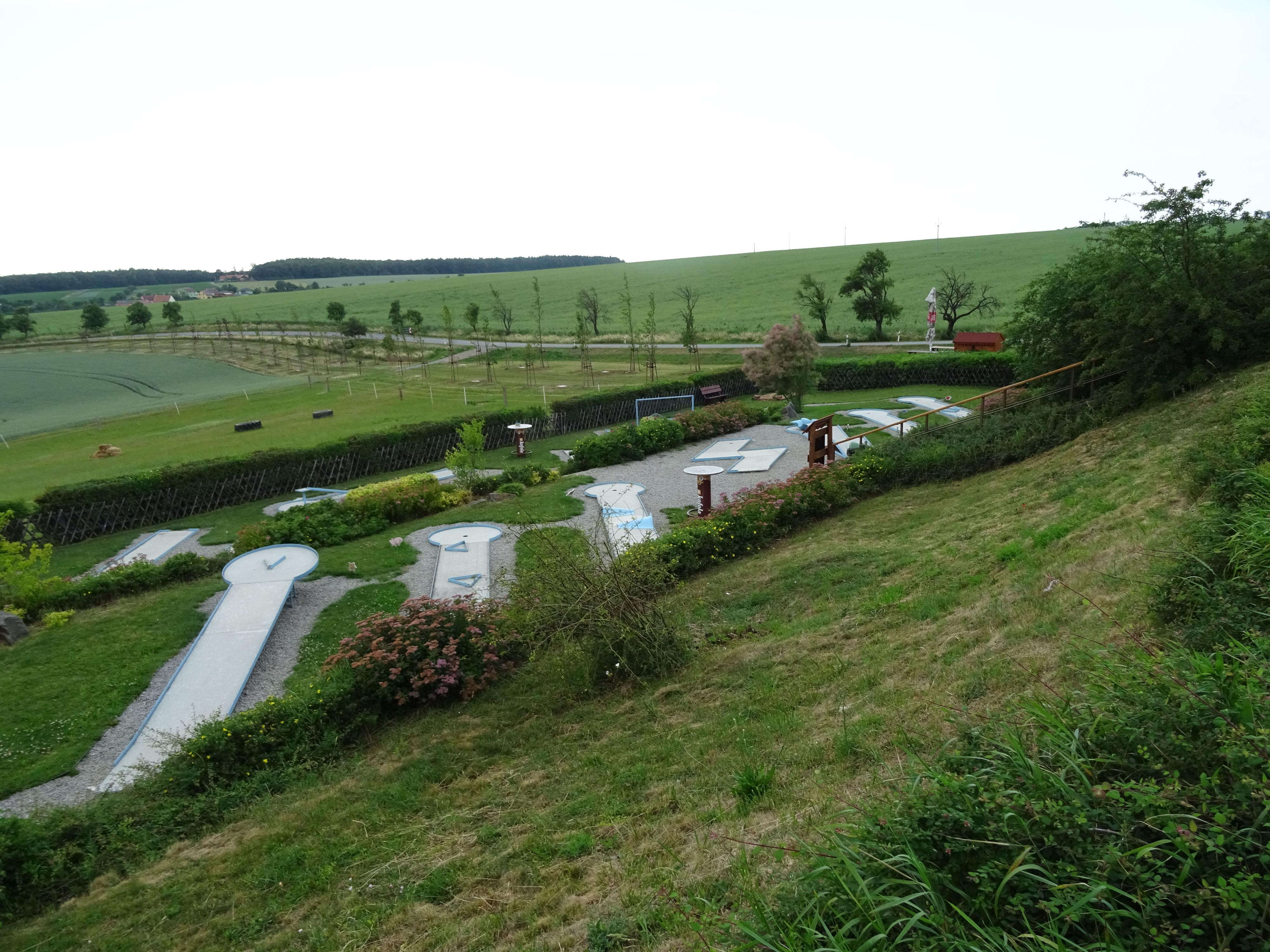 Minigolf Pod lopatkami - Bukovanský mlýn foto 5