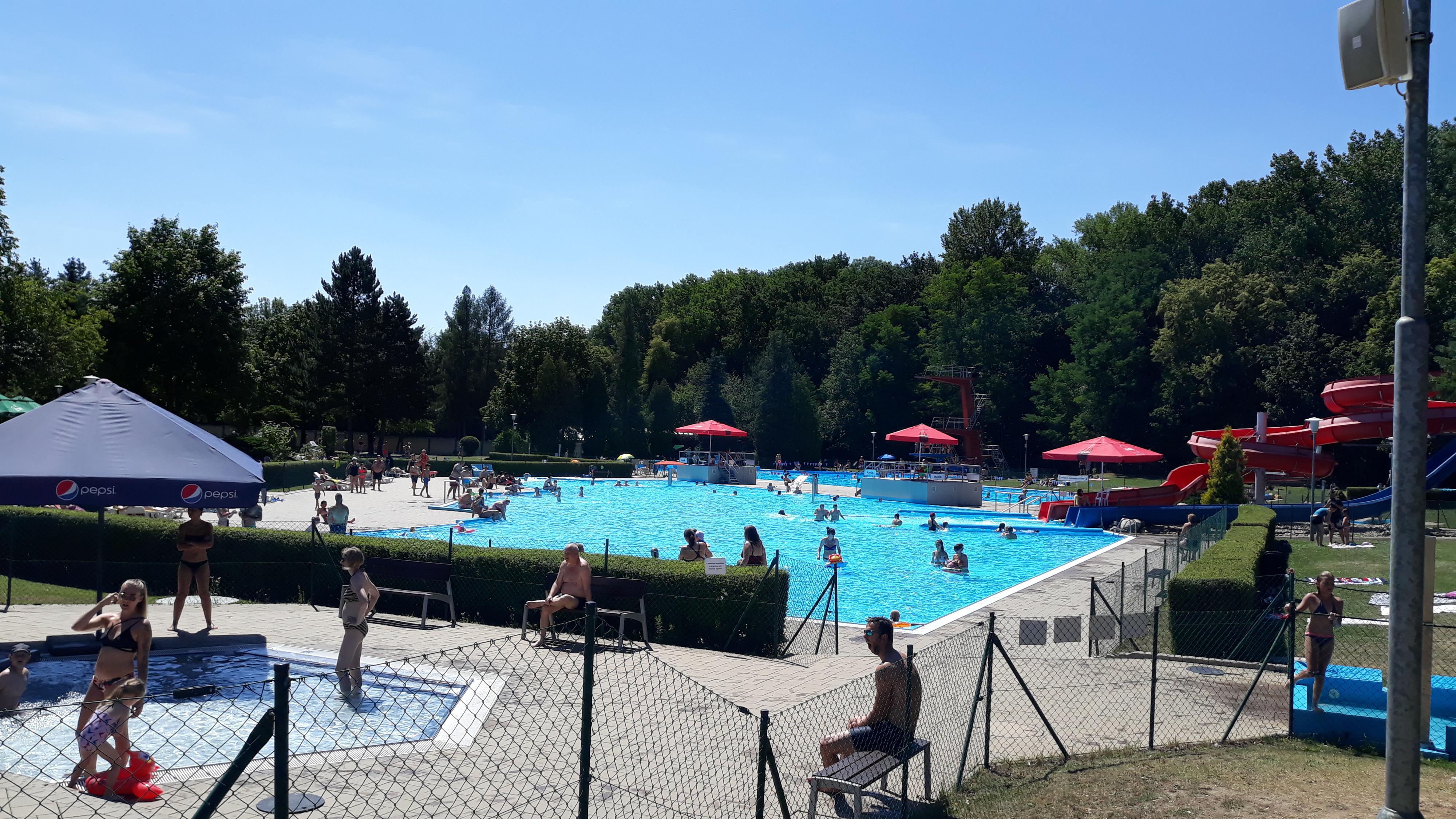 Občerstvení u koupaliště Lobeček foto 4