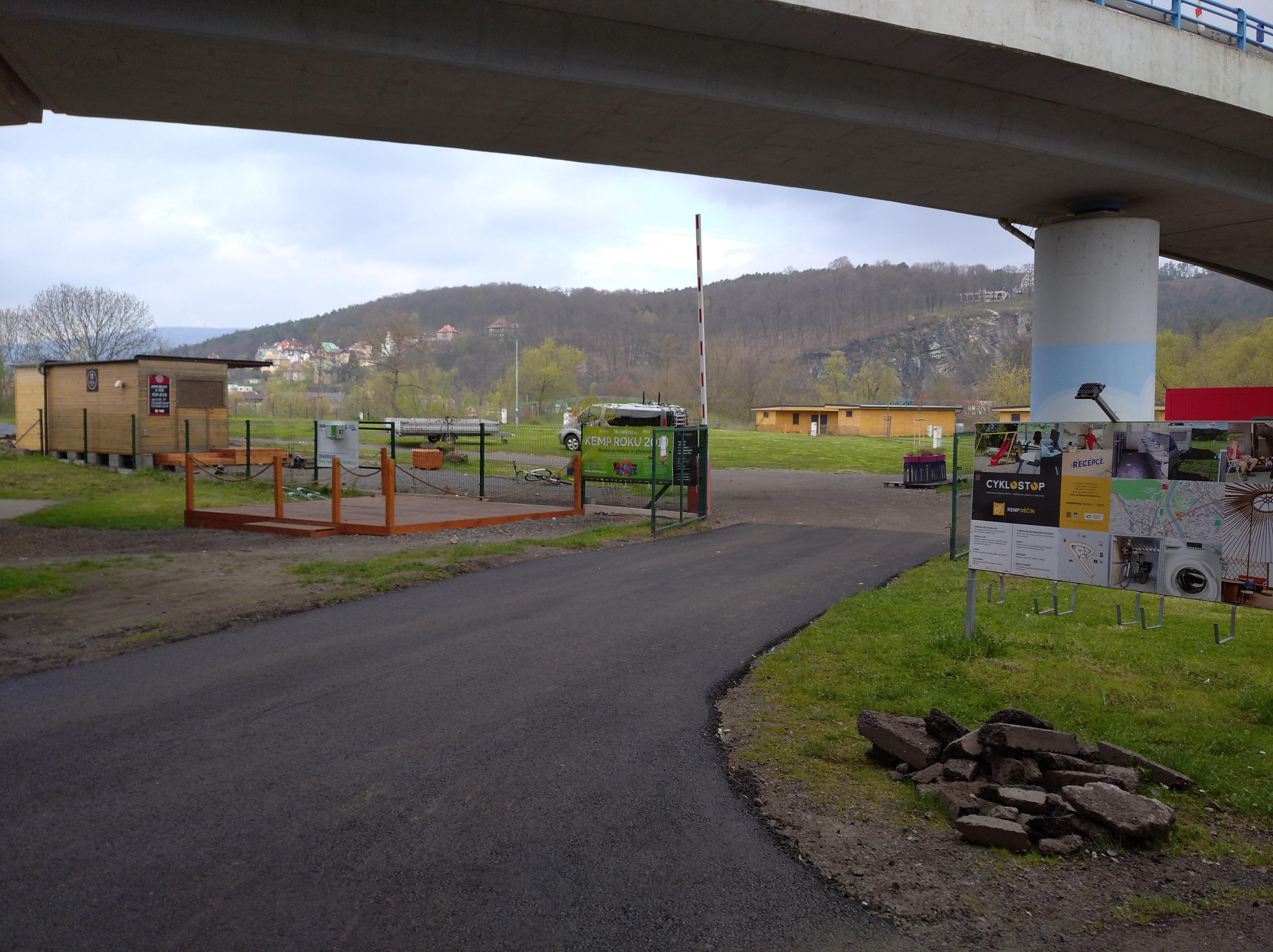 Nabíjecí stanice Kemp Děčín foto 2