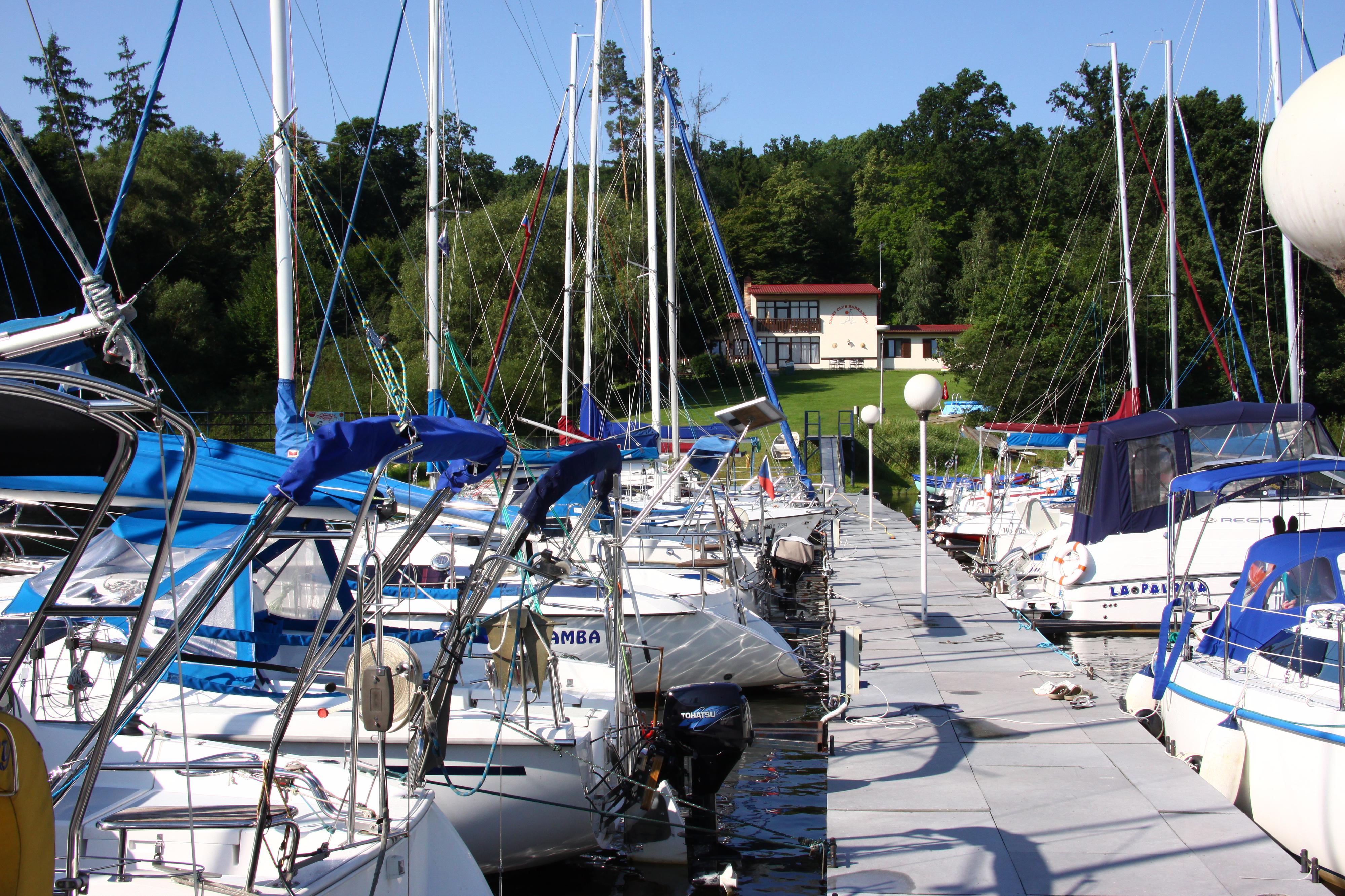 YACHT CLUB BARRANDOV foto 2