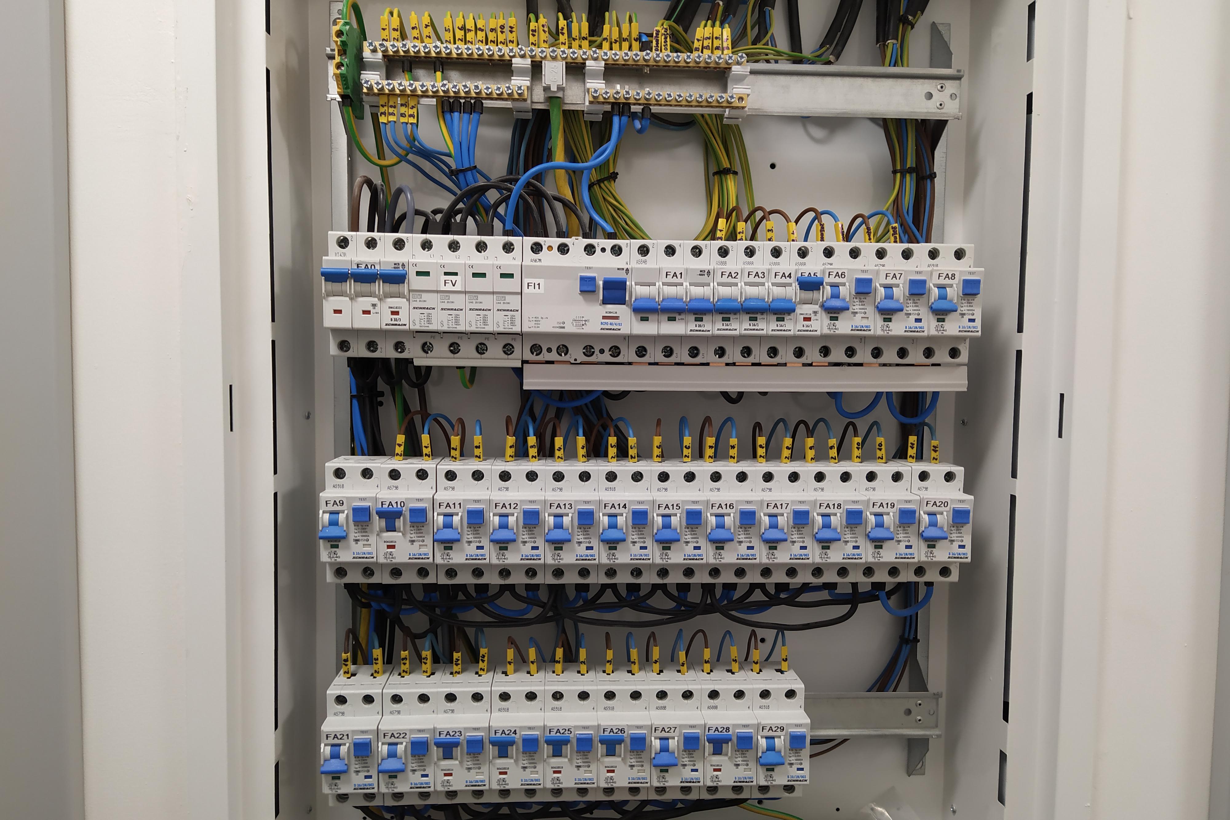 Elektromontáže Jaroslav Hložek