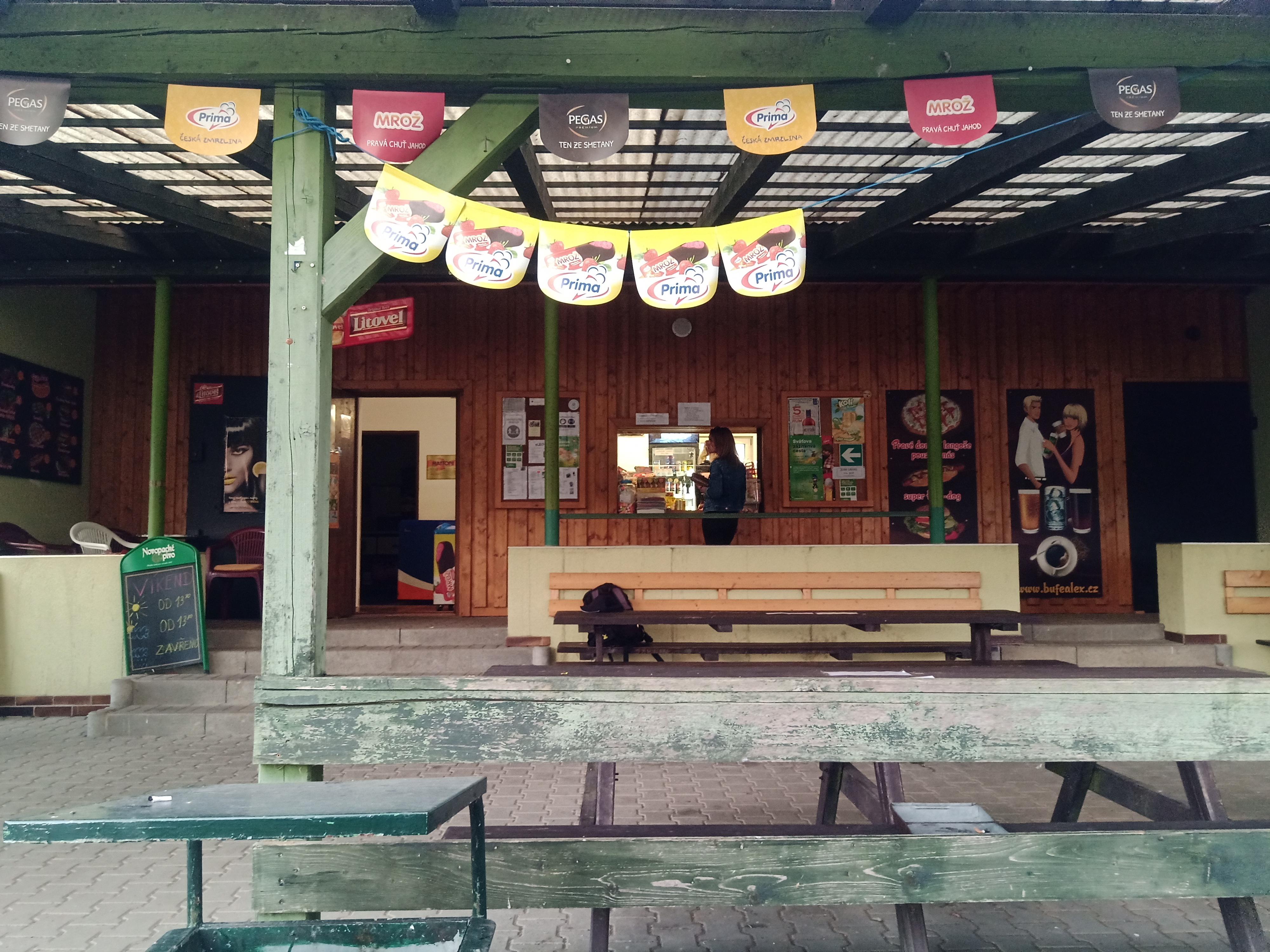 Občerstvení Plechárna foto 2