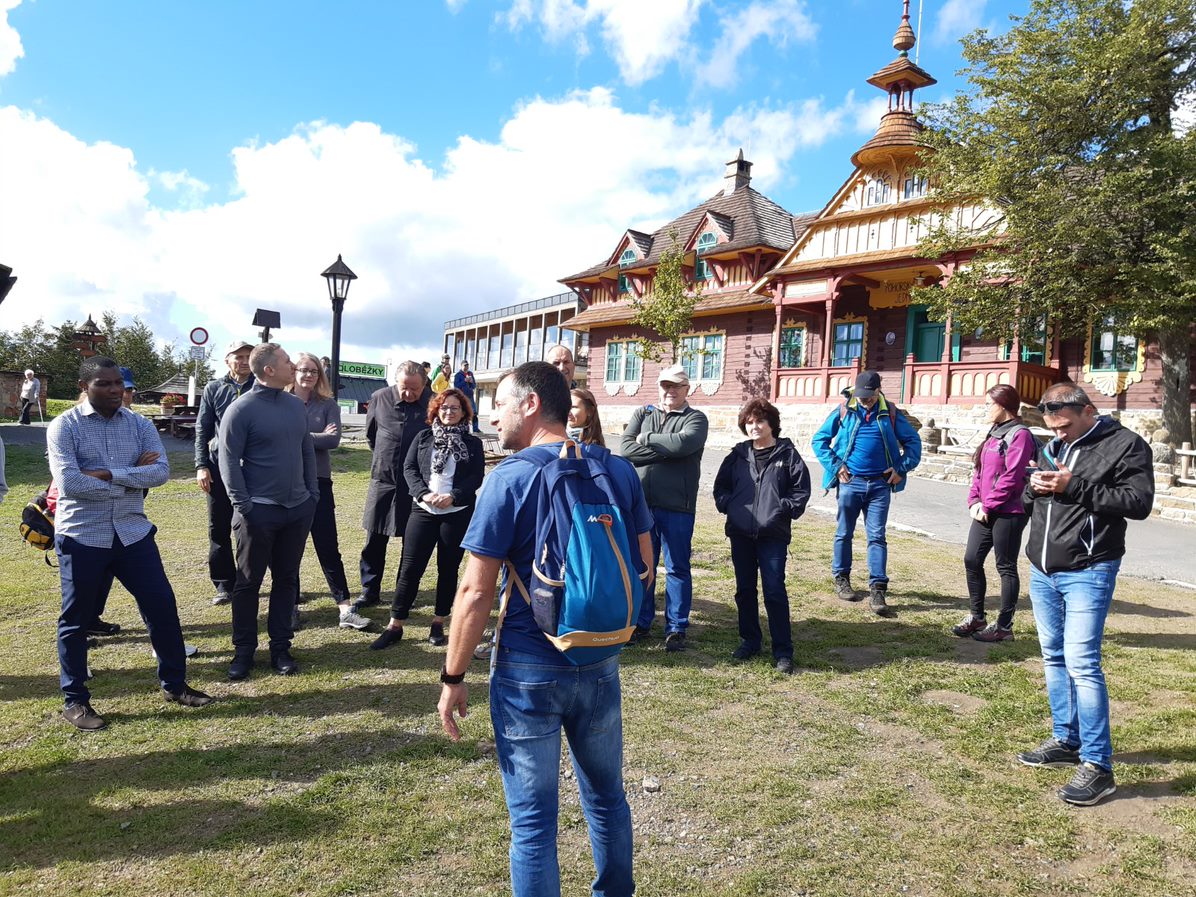 PRIGO Schools & ERUNI foto 5