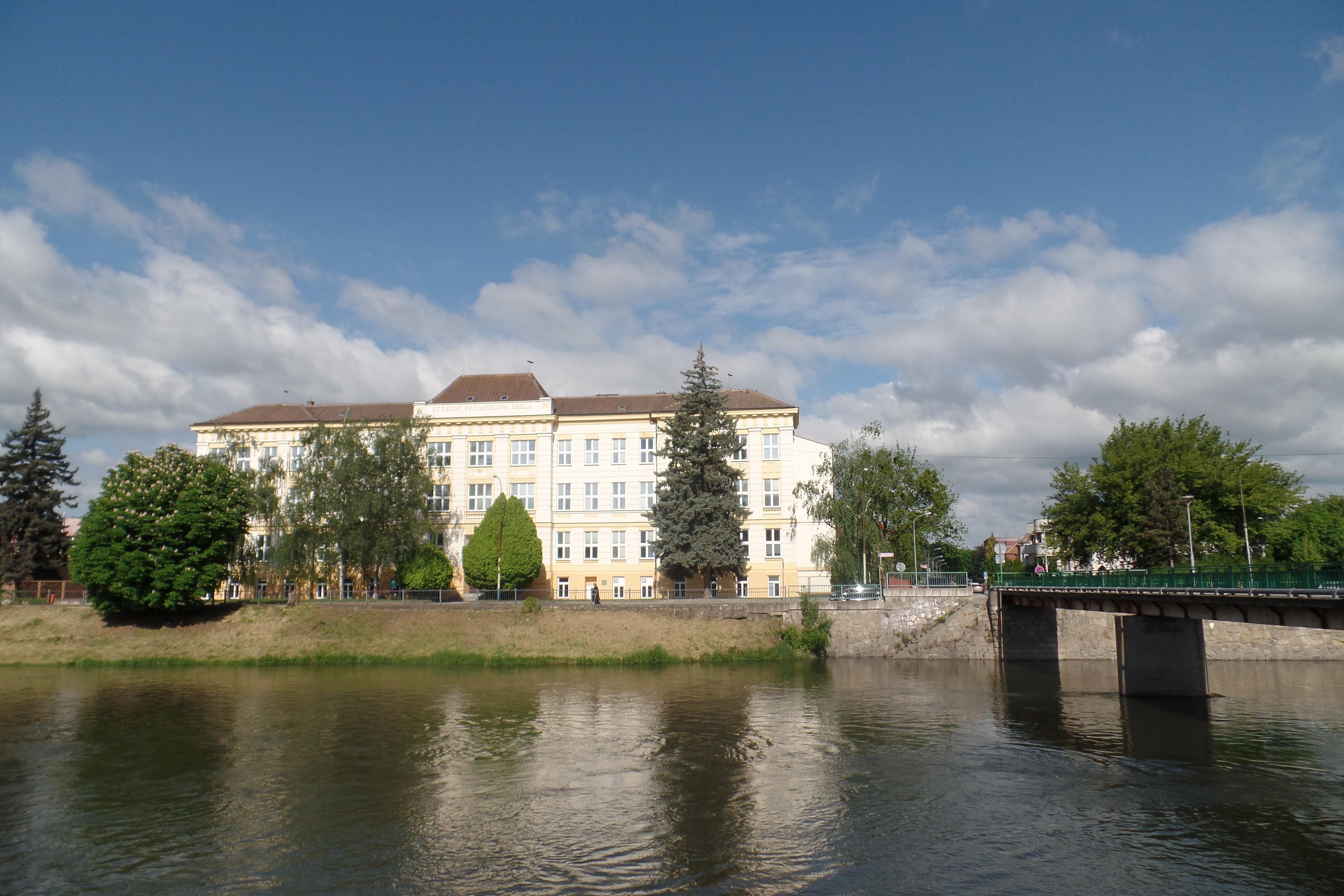 Střední škola Edvarda Beneše Břeclav foto 2
