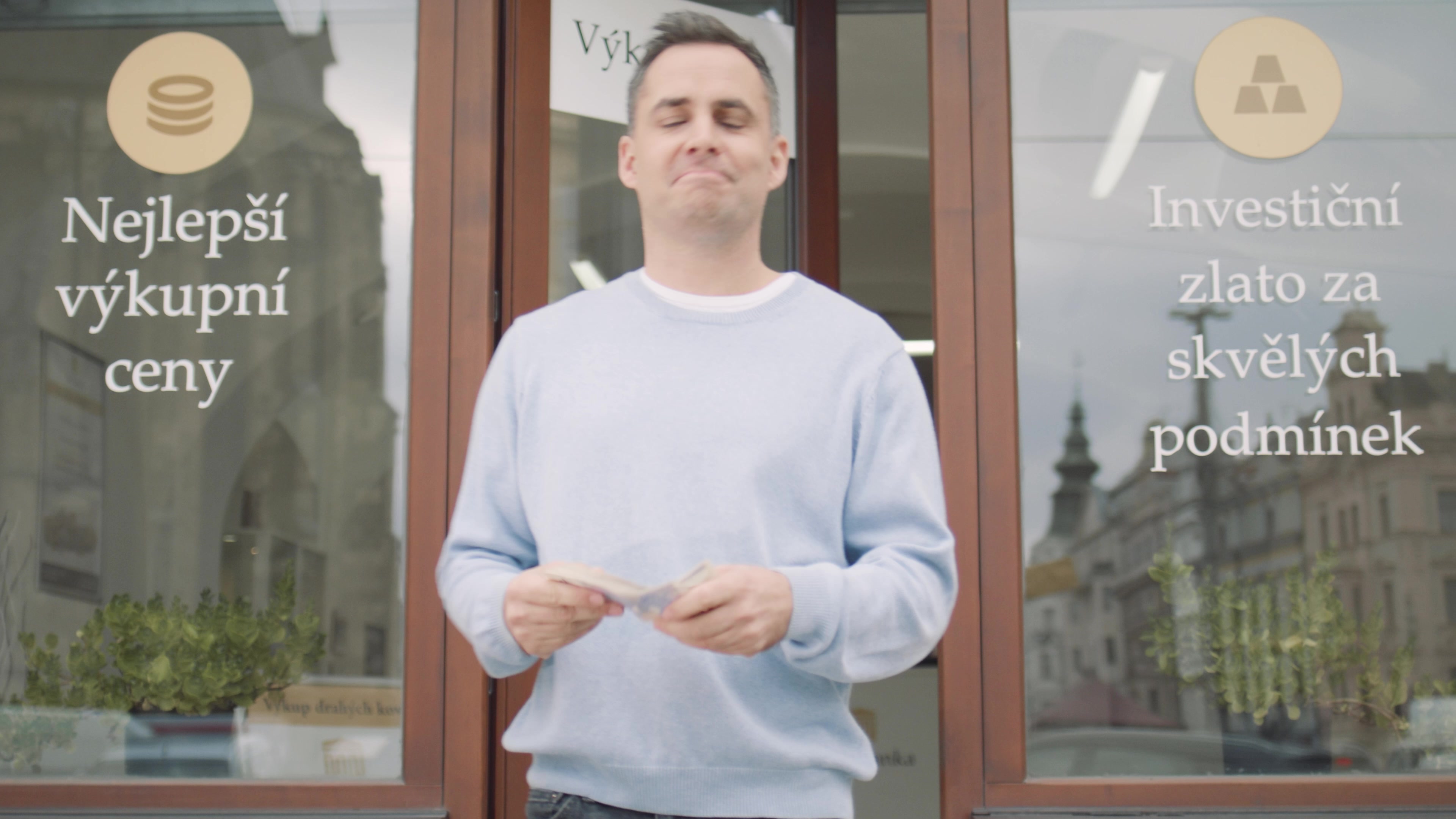 Zlatá Banka foto 2 (náhled videa)