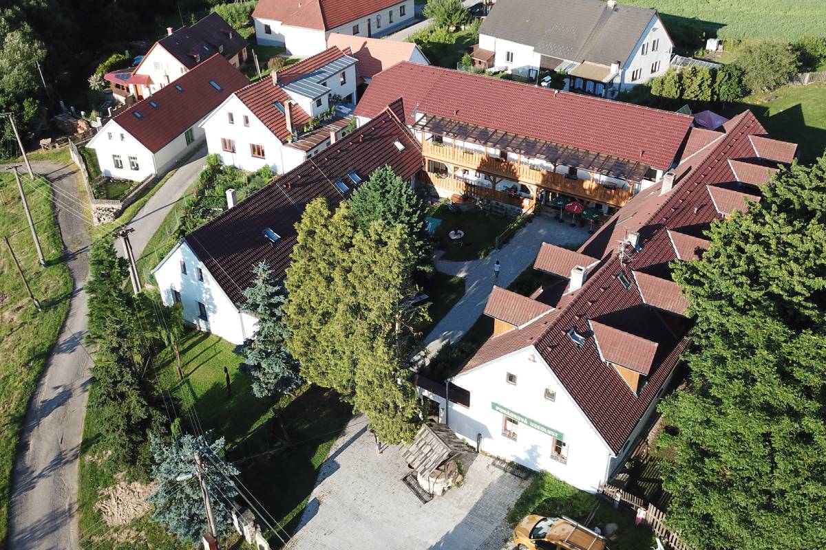 Pohádková usedlost Lovětín