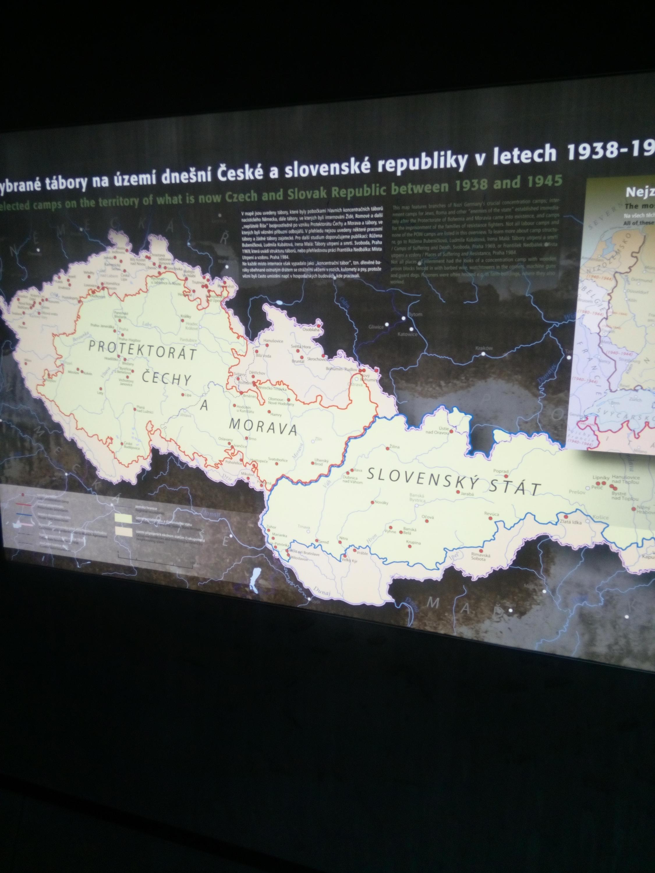 Hodonín u Kunštátu. Památník holokaustu Romů a Sintů na Moravě foto 6