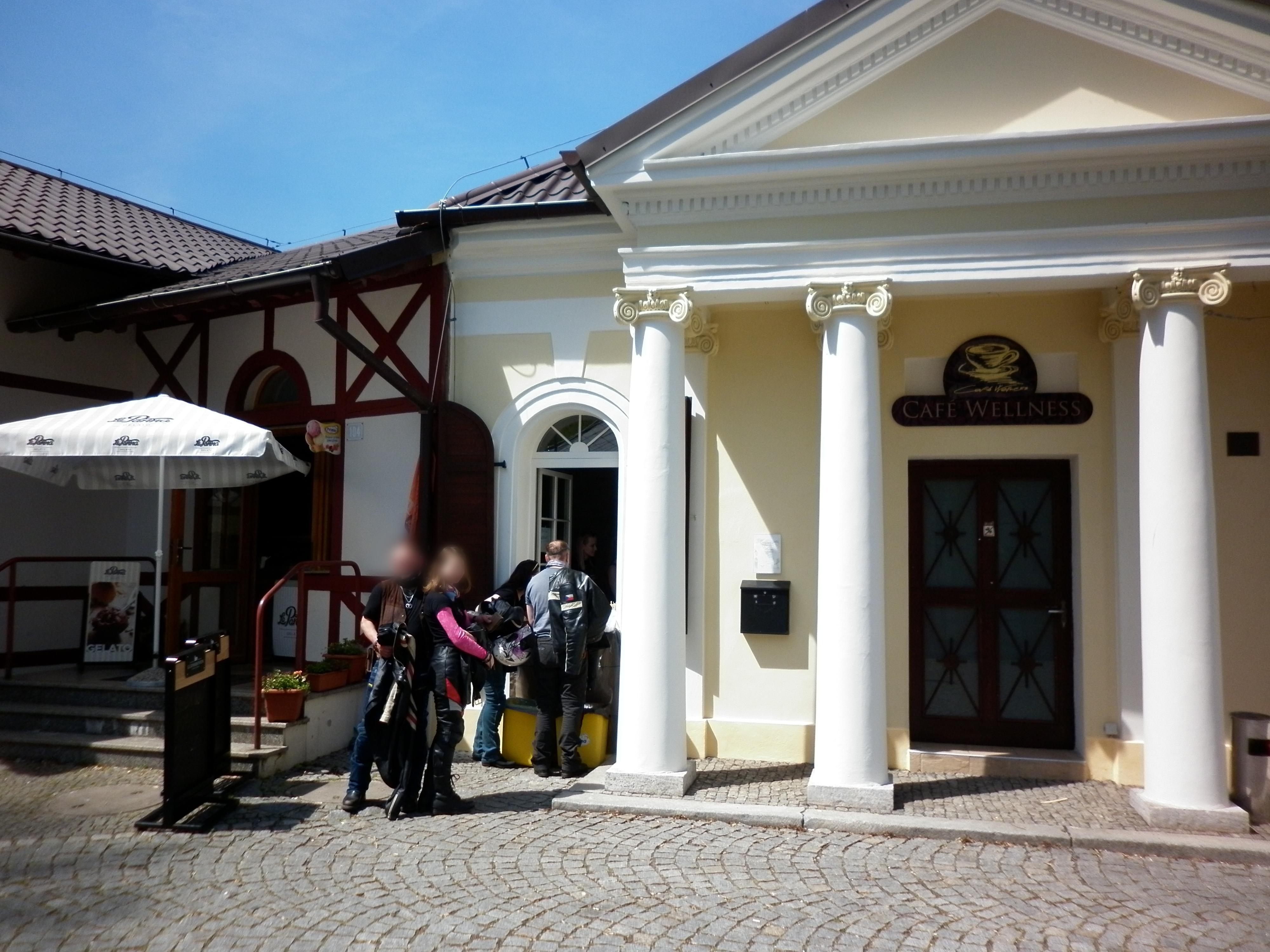 Kavárna Peřeje foto 5