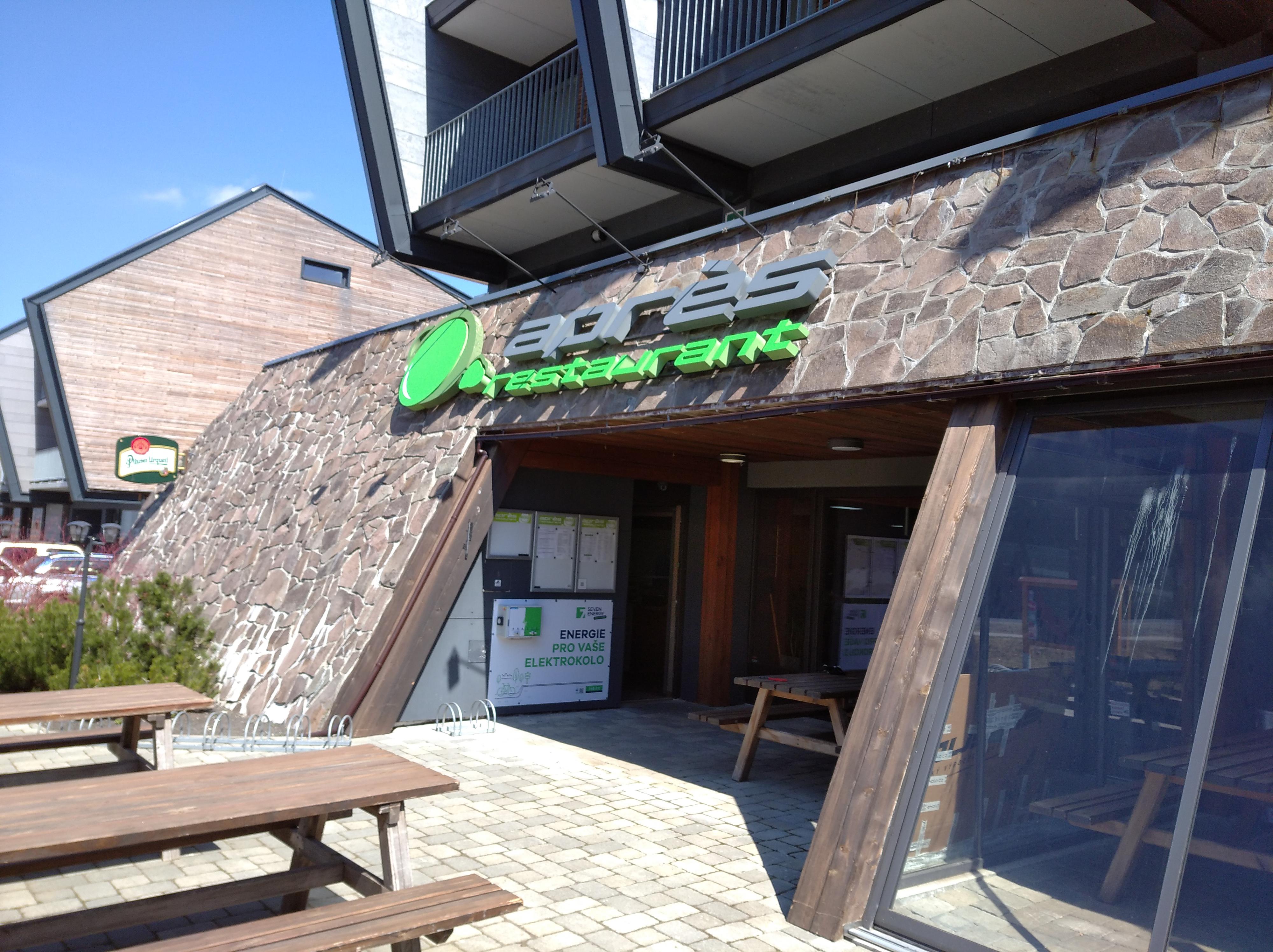 Nabíjecí stanice Aprés restaurant foto 4