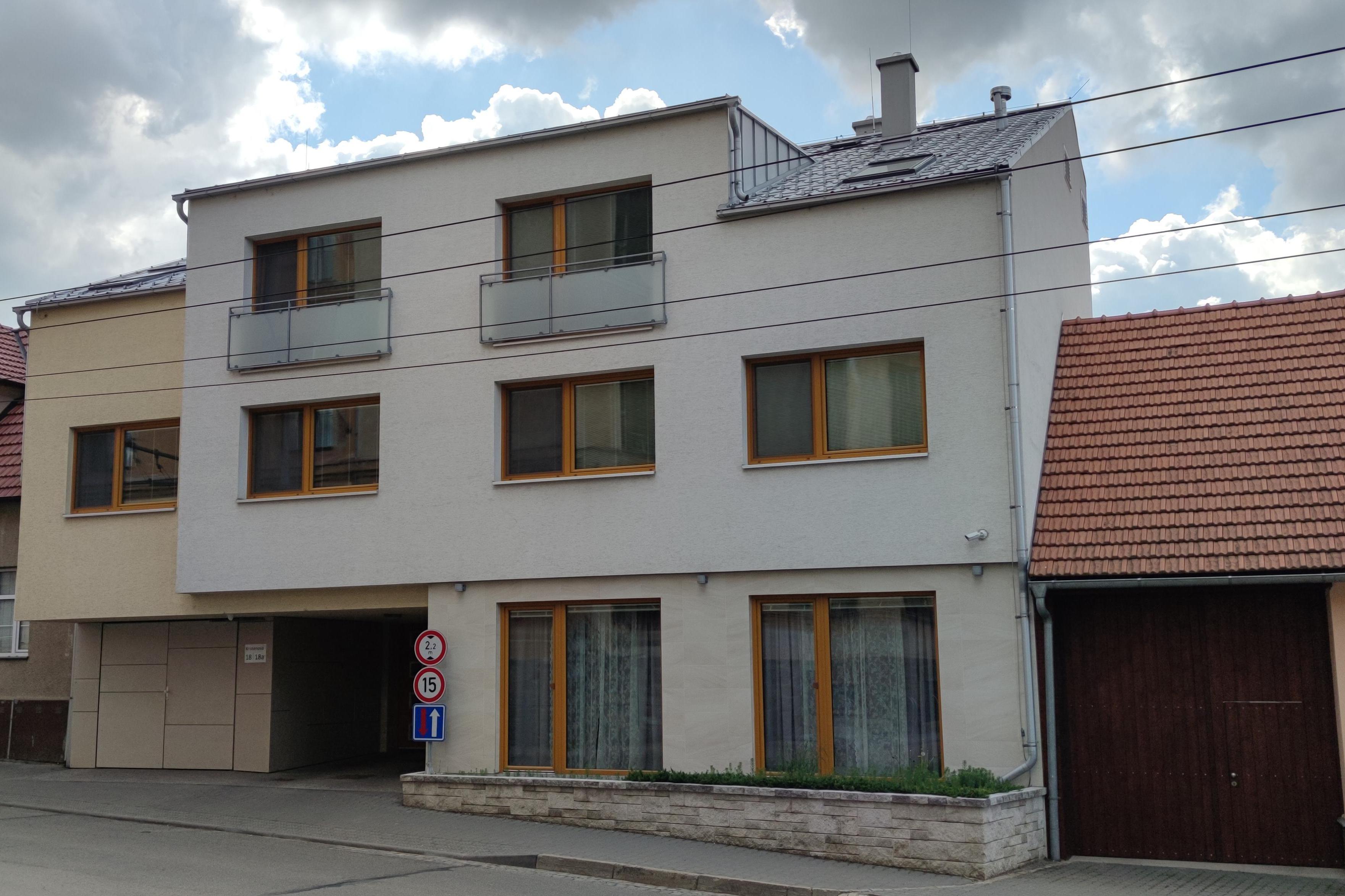 R-Credit s.r.o. foto 1