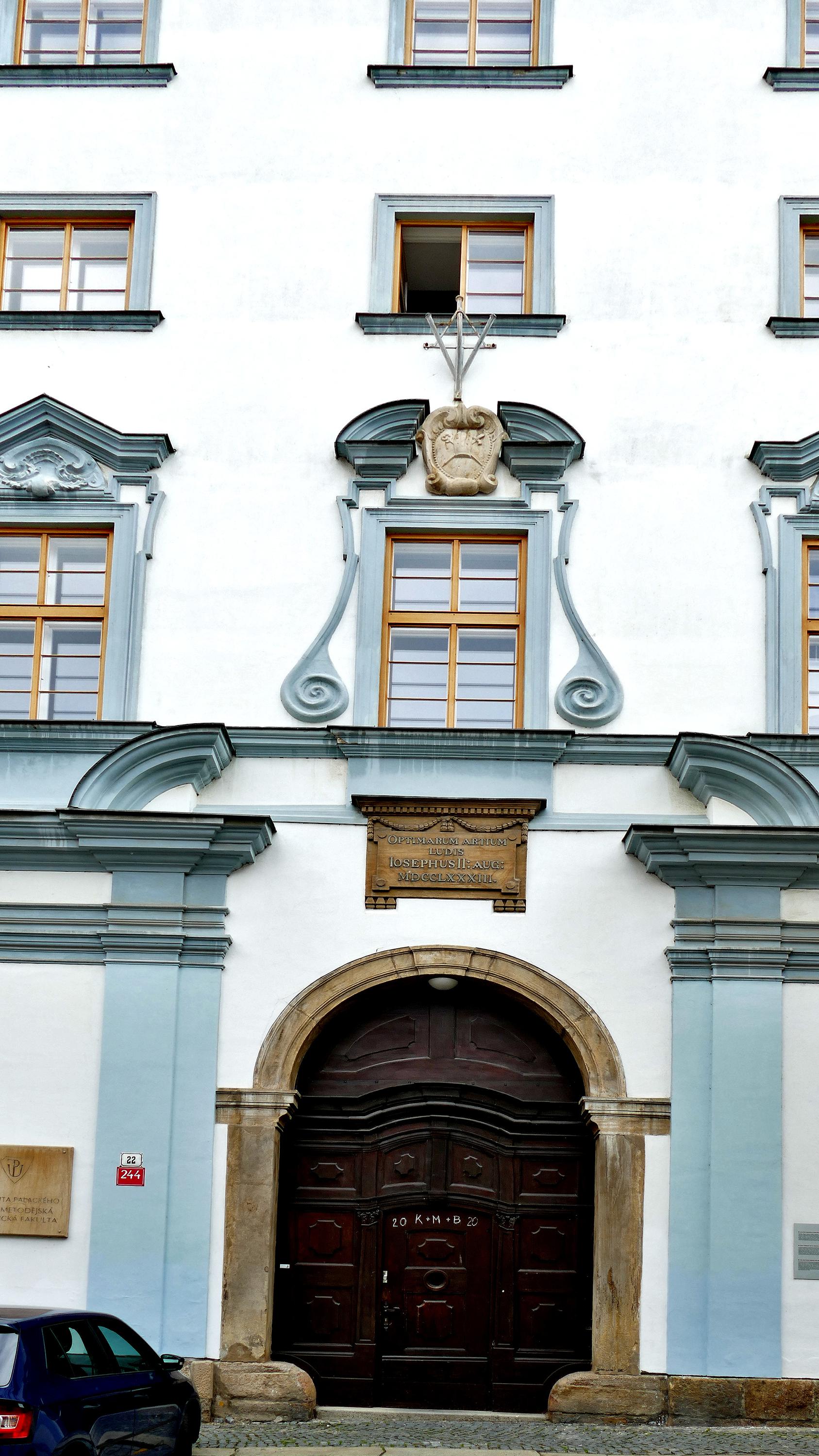 Knihovna Cyrilometodějské teologické fakulty Univerzity Palackého v Olomouci foto 2