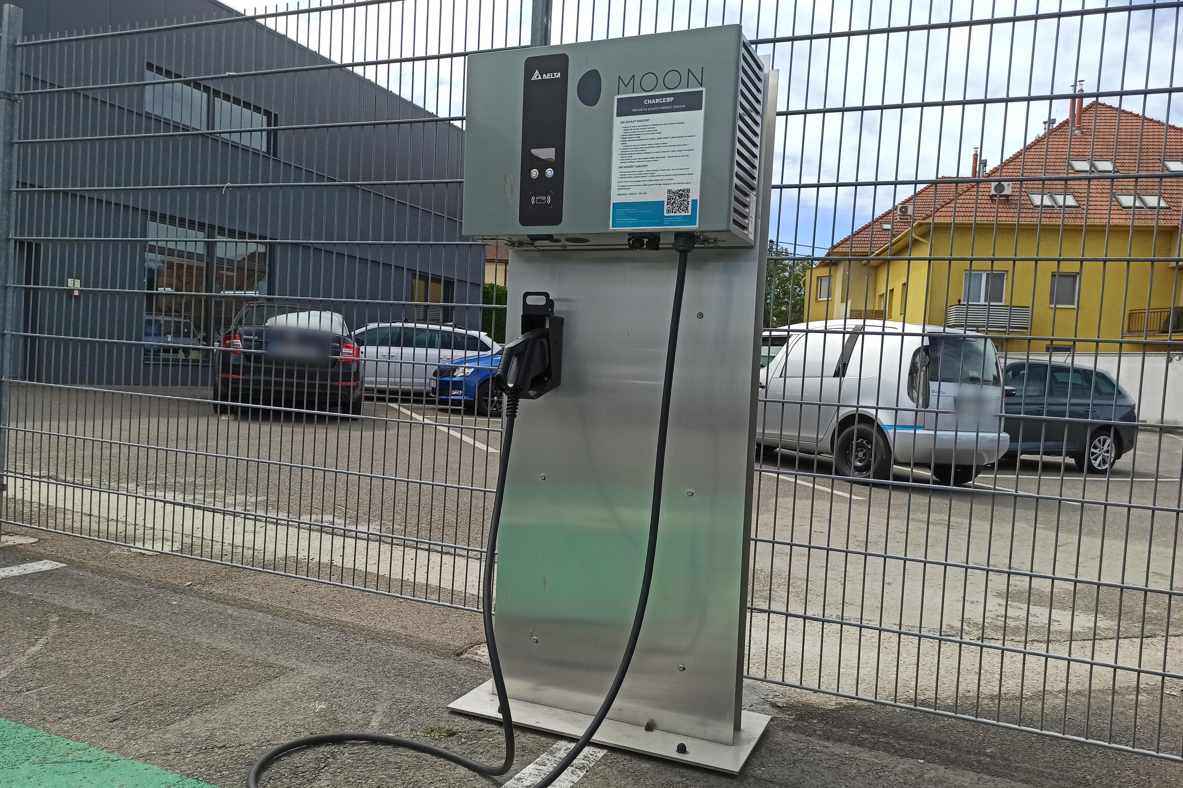 Nabíjecí stanice - ARAVER CZ