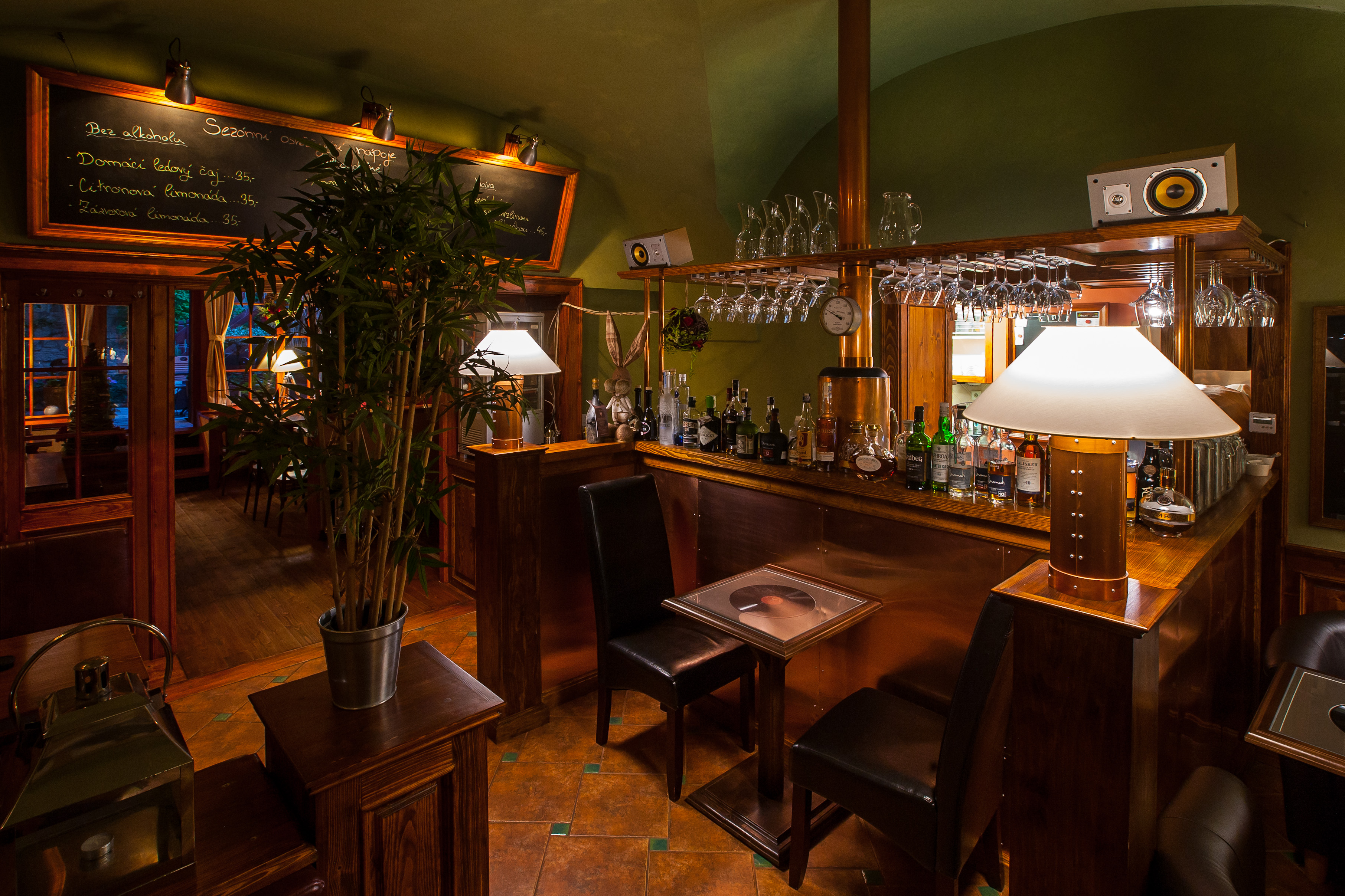 Zajíčkův vinný bar foto 3