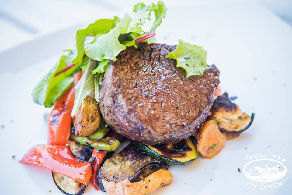 Restaurace Pod Zámkem foto 3