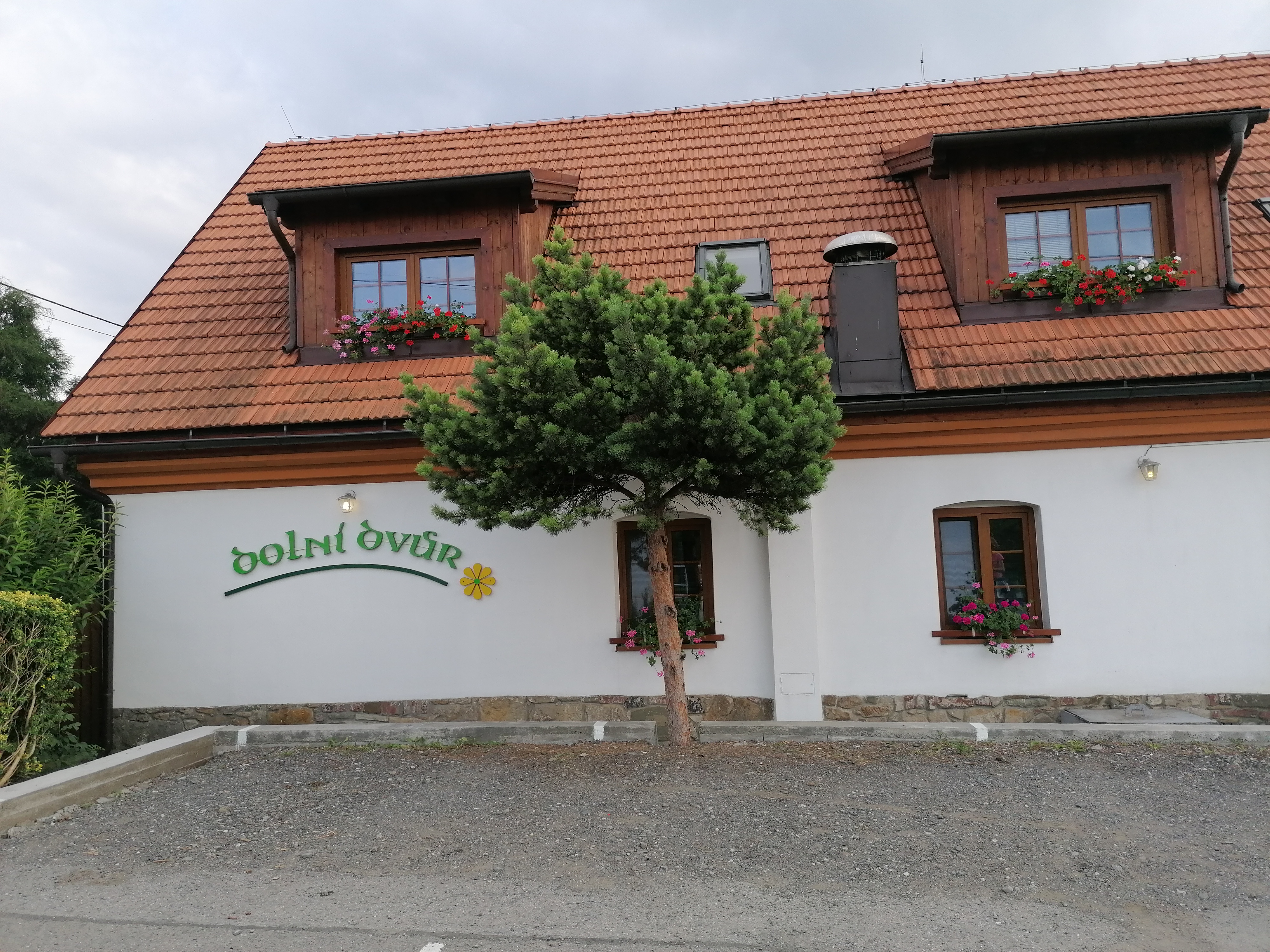 Restaurace Dolní Dvůr foto 3