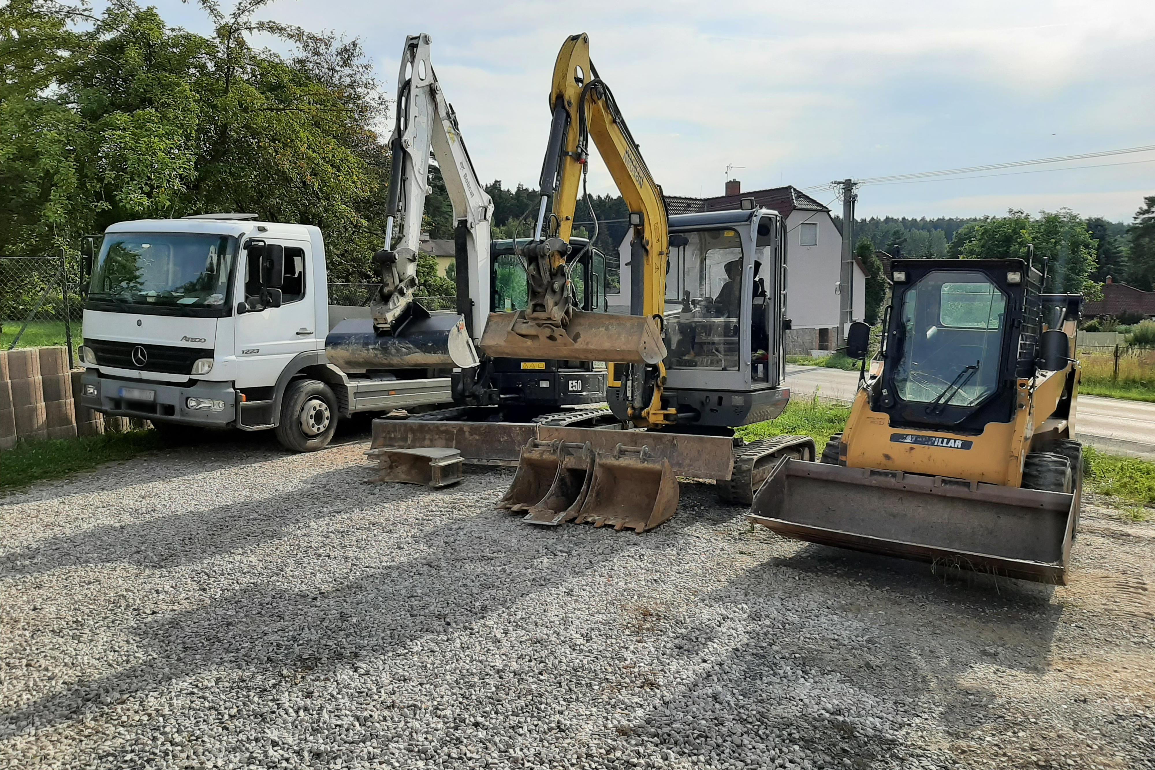 Petr Andrlík - Zemní práce