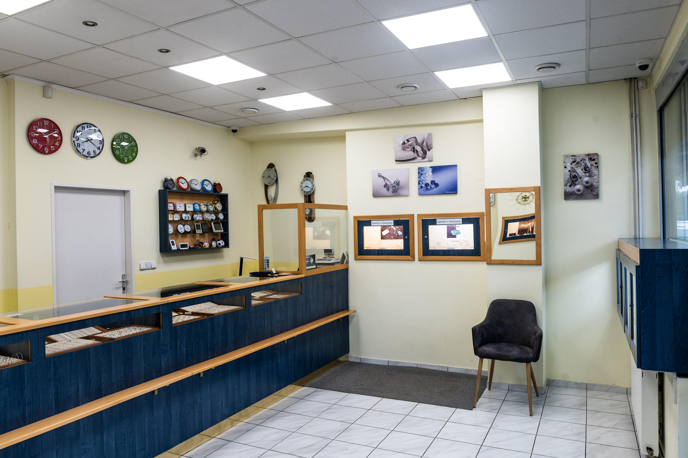 Ondřej Košťálek - hodinářství - zlato - stříbro foto 3