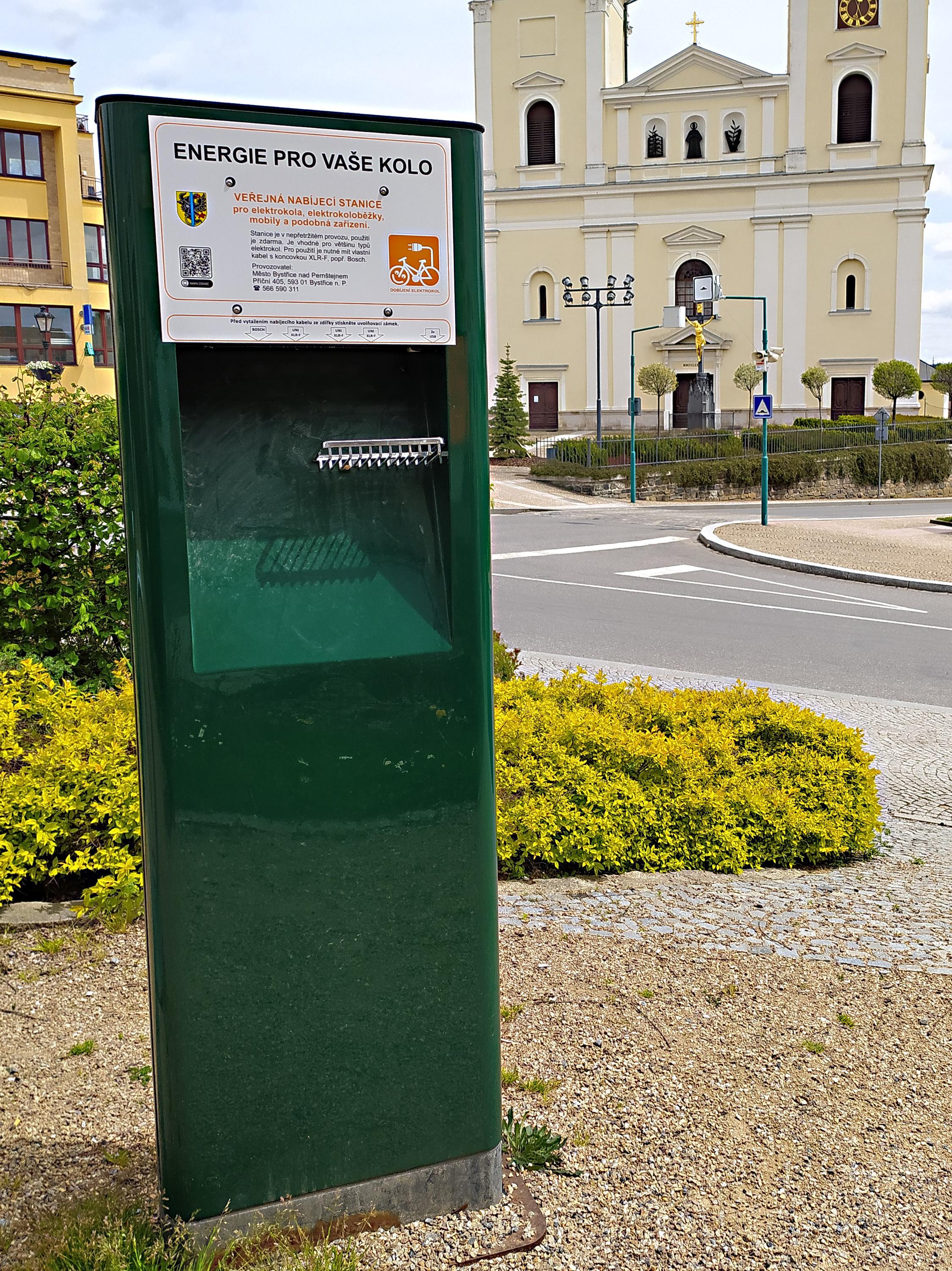 Nabíjecí stanice pro elektrokola Bystřice nad Pernštejnem foto 2