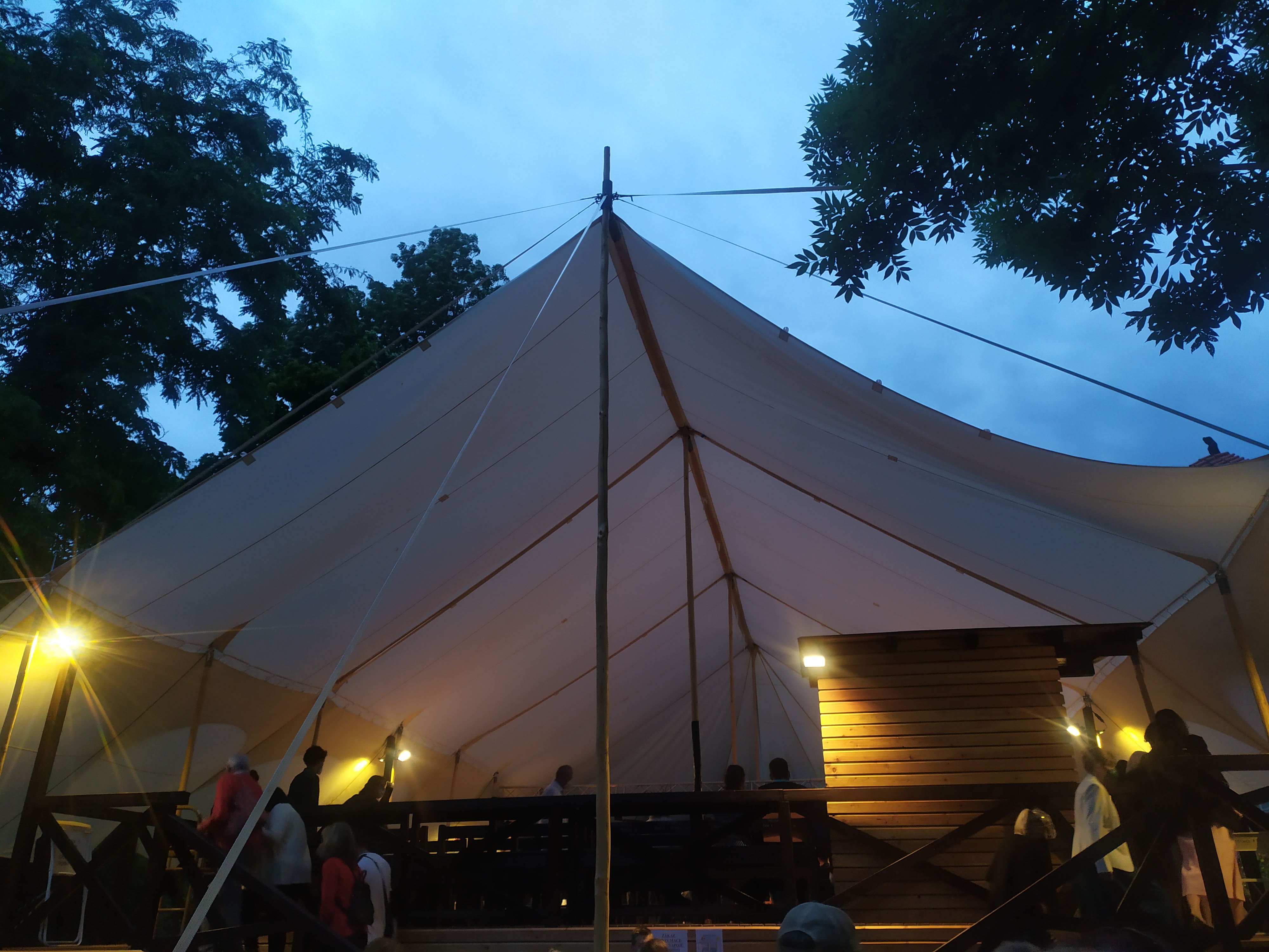 Letní scéna Divadla Ungelt foto 6