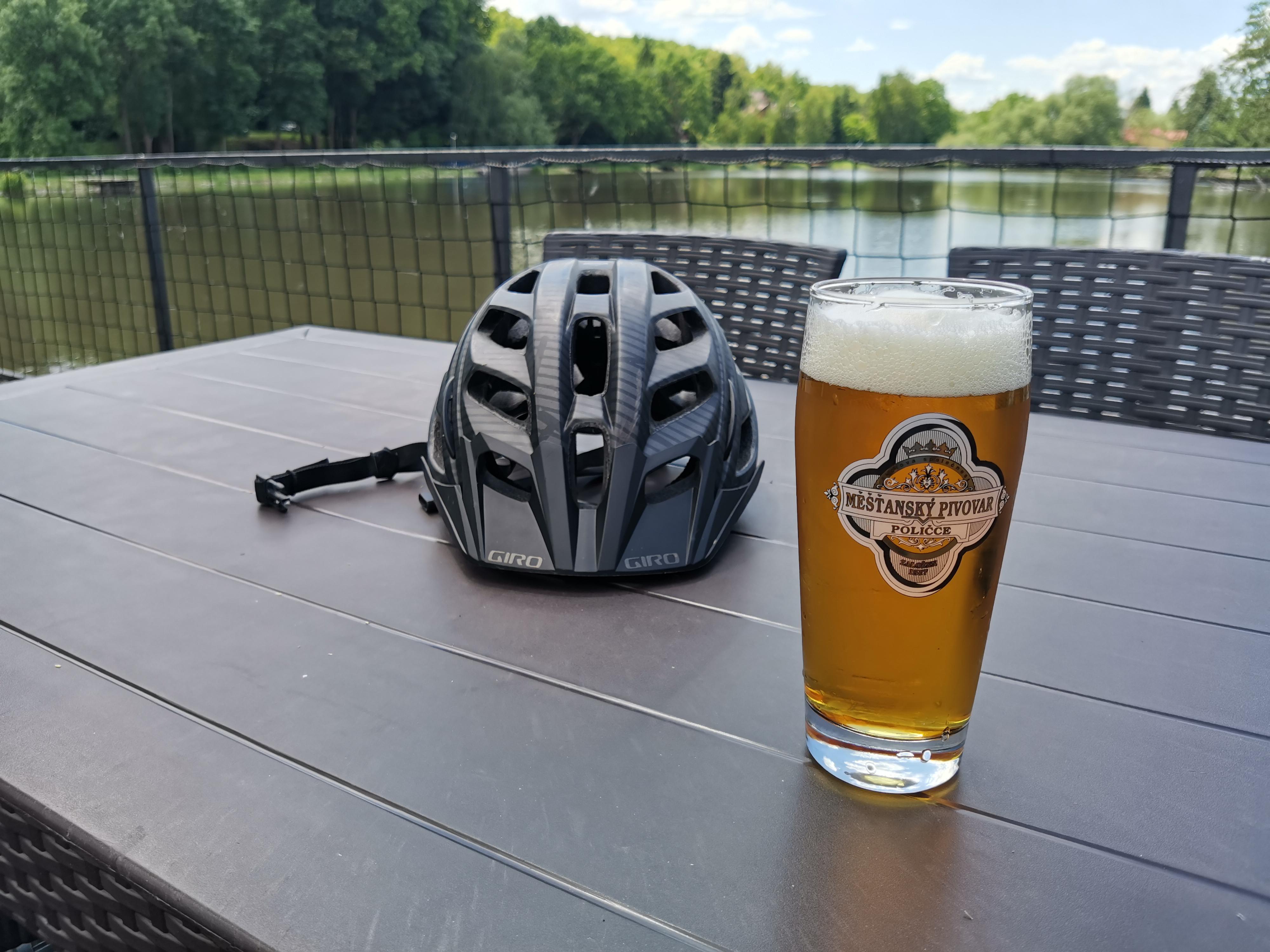 Rybník Rebešovice - restaurace foto 2