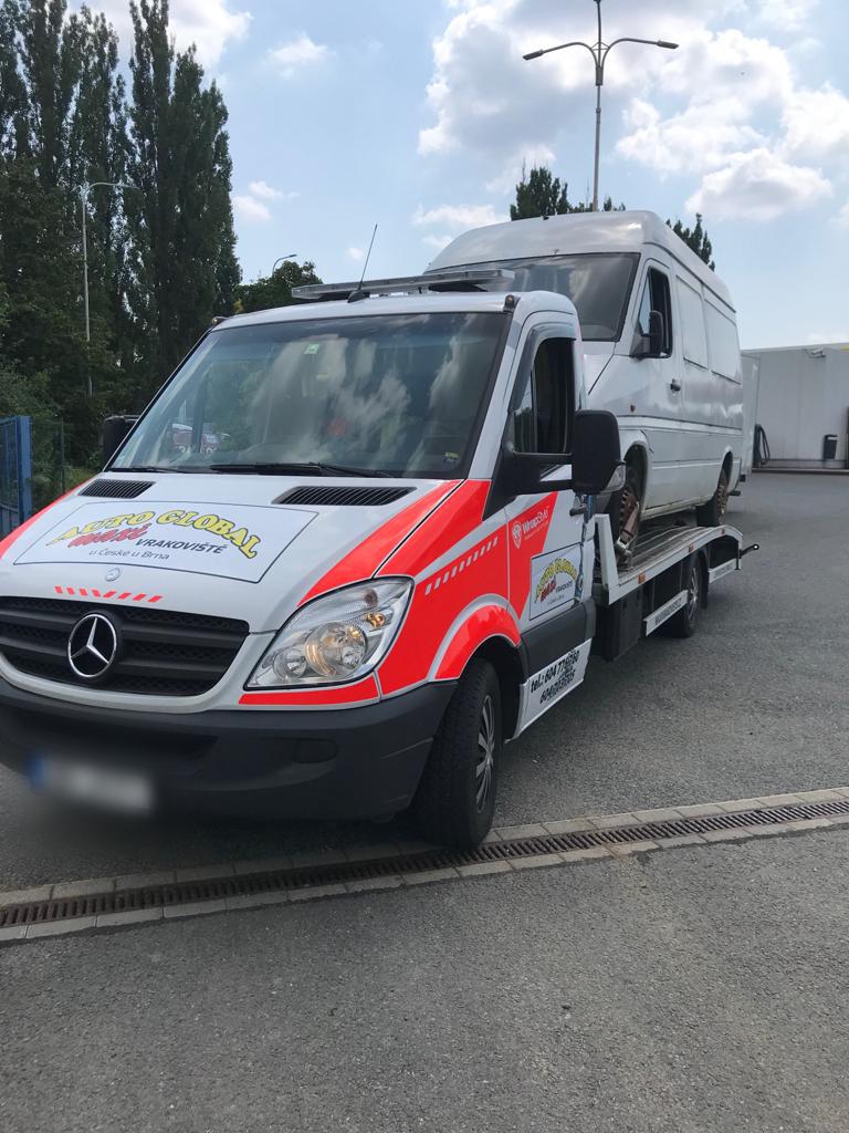 AUTO GLOBAL maxi vrakoviště foto 4