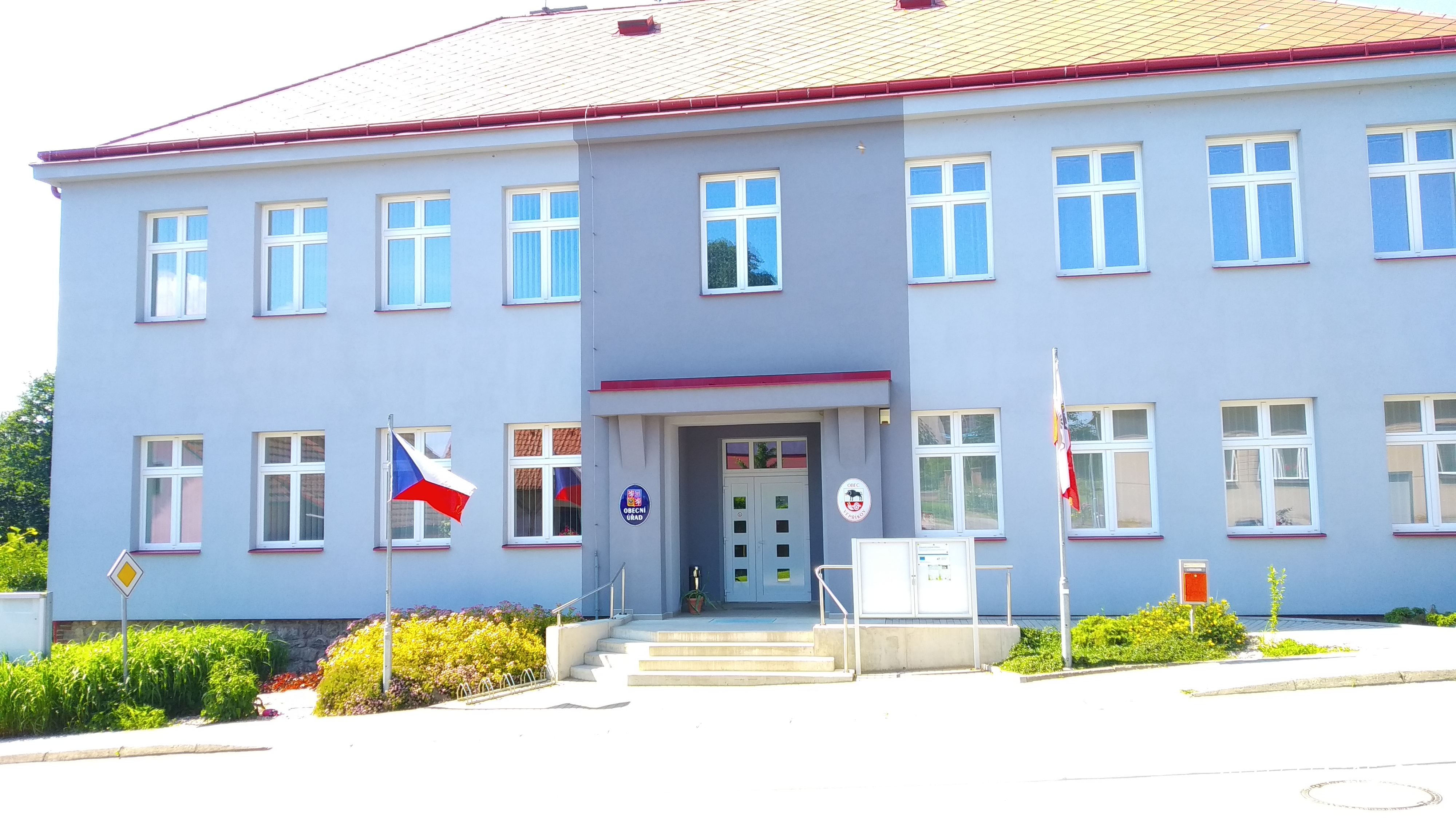 Vepříkov - obecní úřad foto 3
