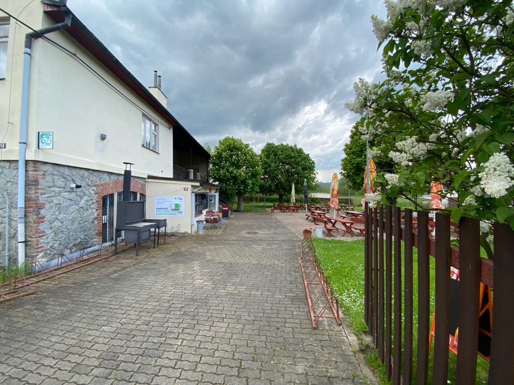 Nabíjecí stanice Restaurace Tivoli foto 6