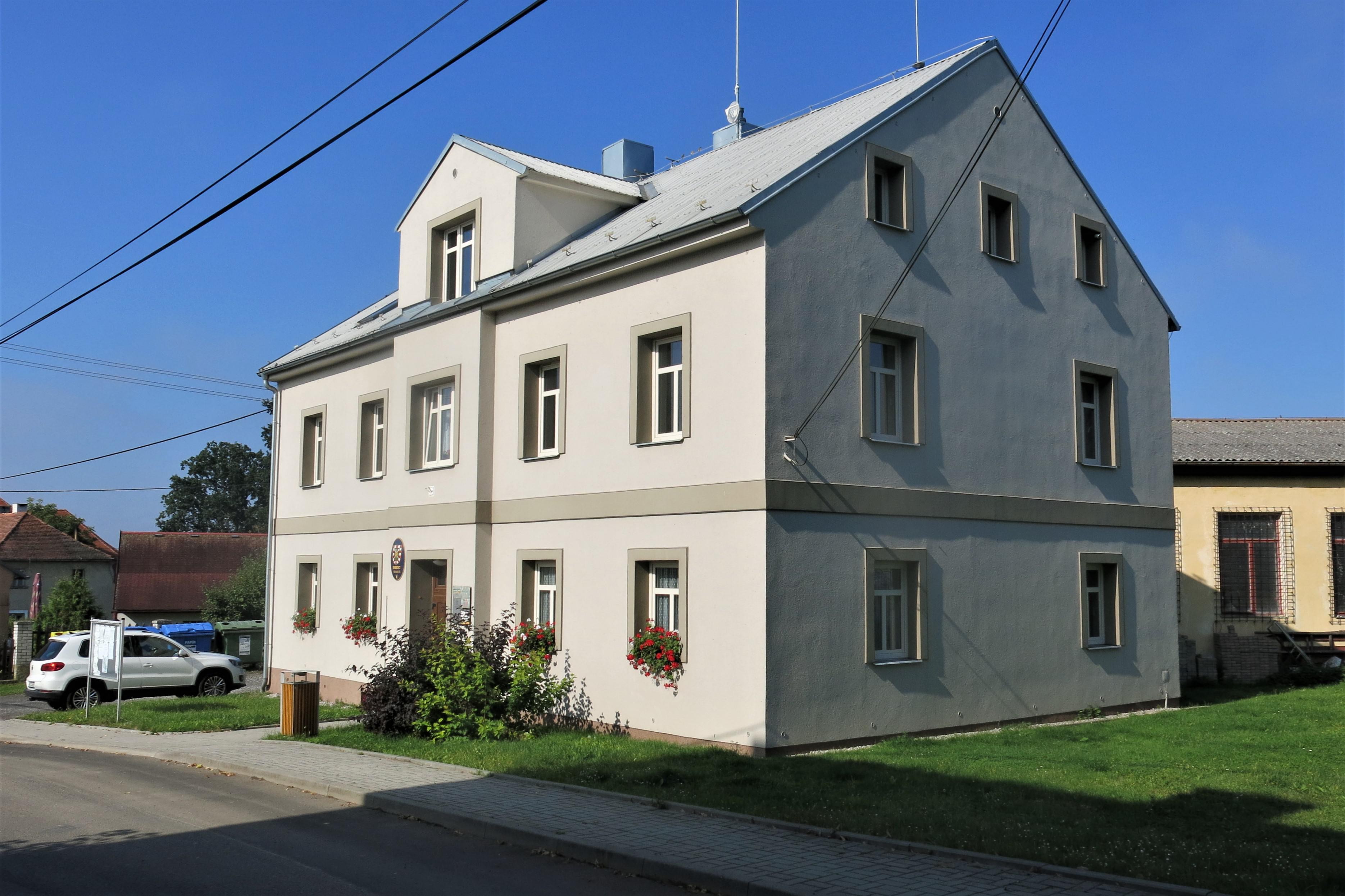 Třebeň - obecní úřad