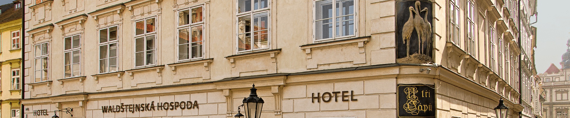 Cover image Hotel Three Storks