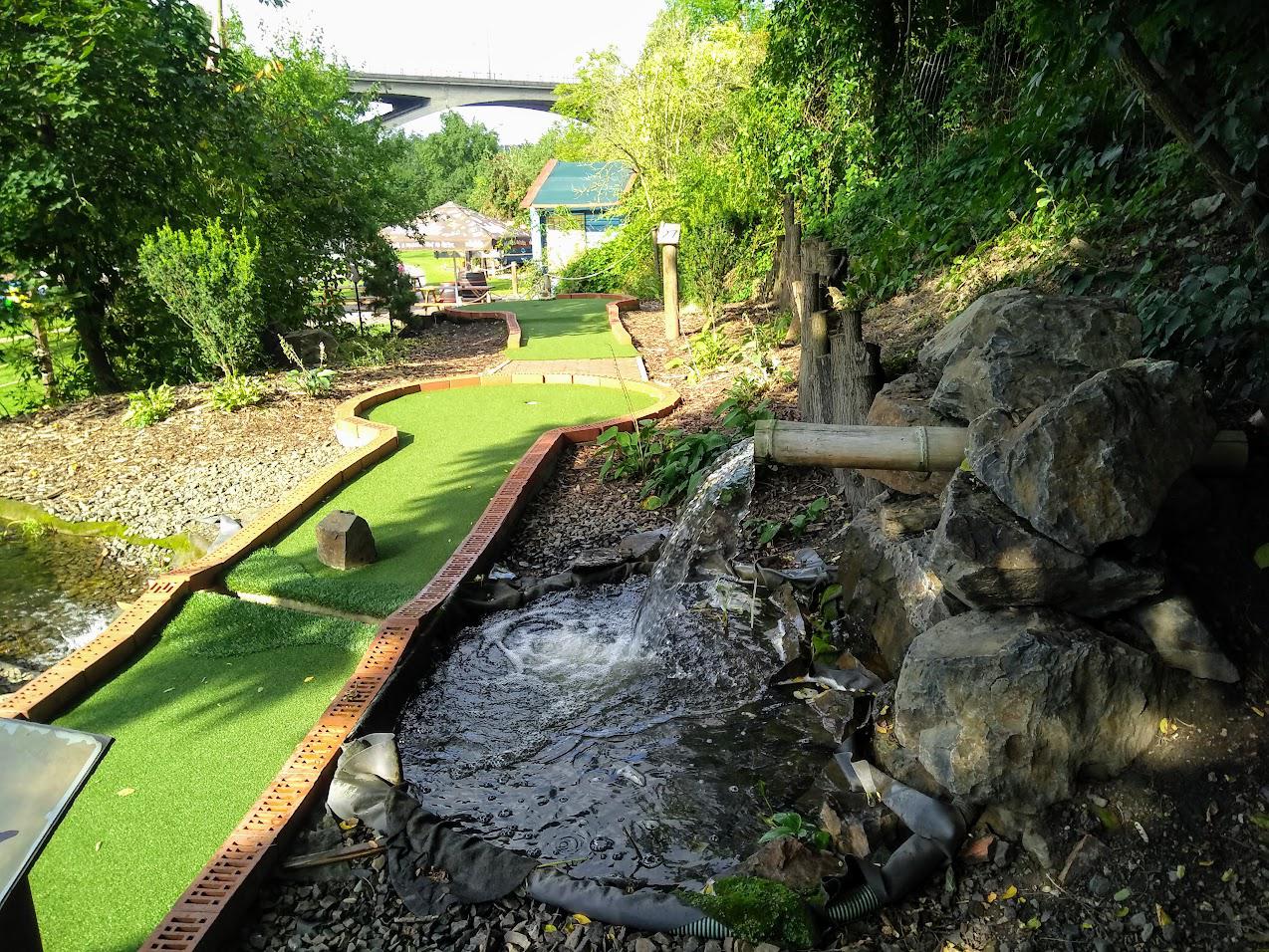 Minigolf - Pirátí zátoka foto 4