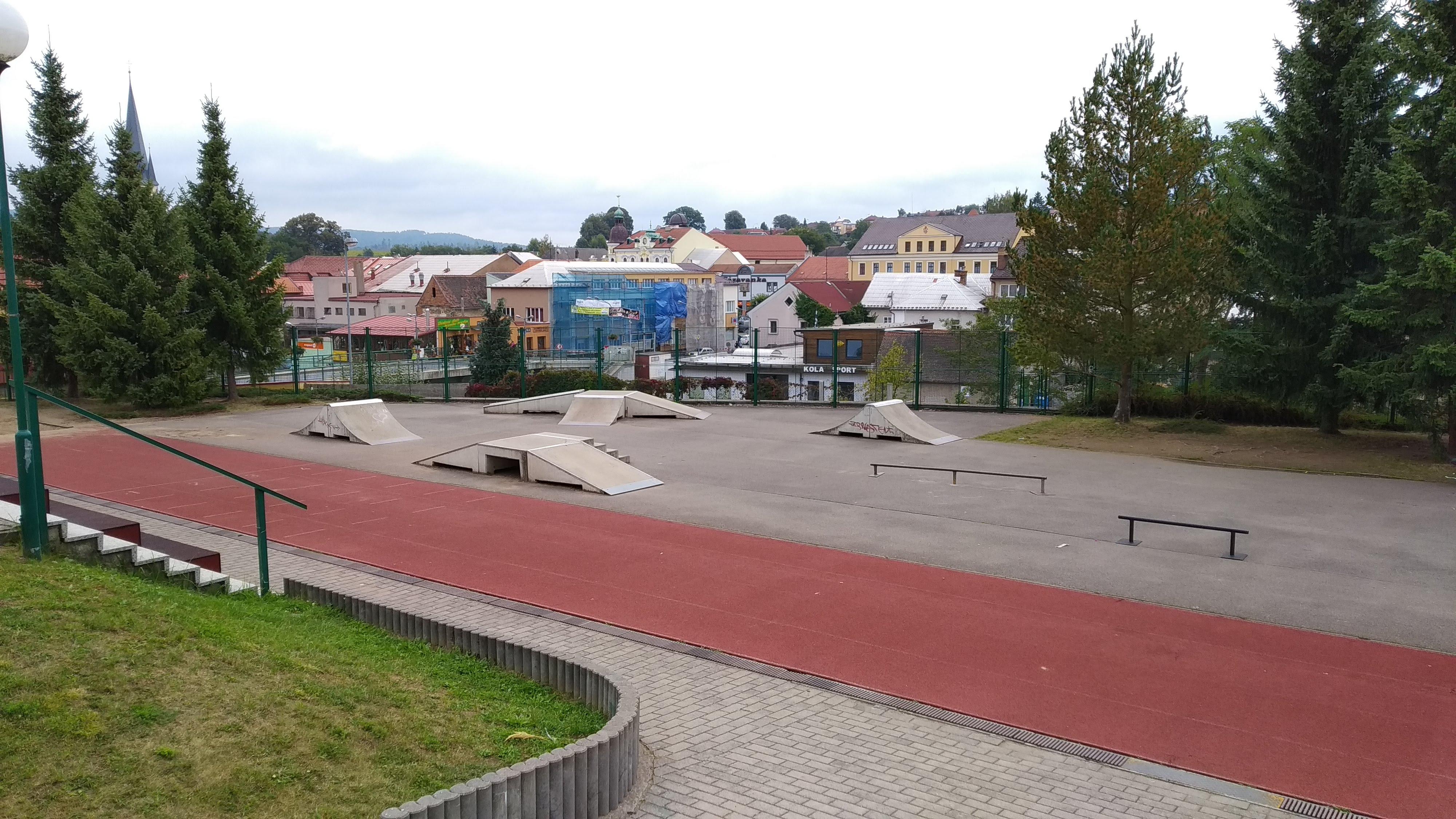 Víceúčelové sportoviště Ledeč nad Sázavou foto 3