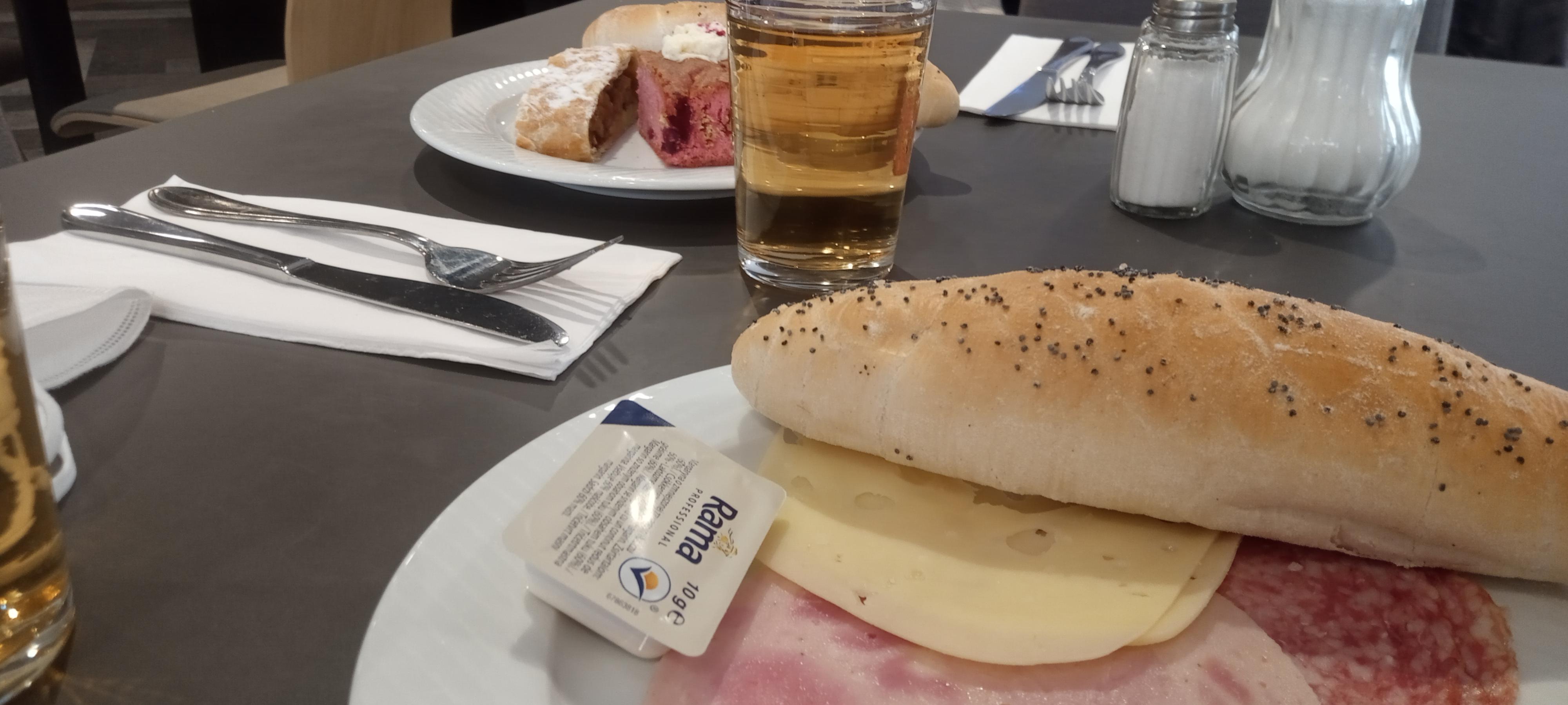 OREA Hotel Pyramida Praha foto 5