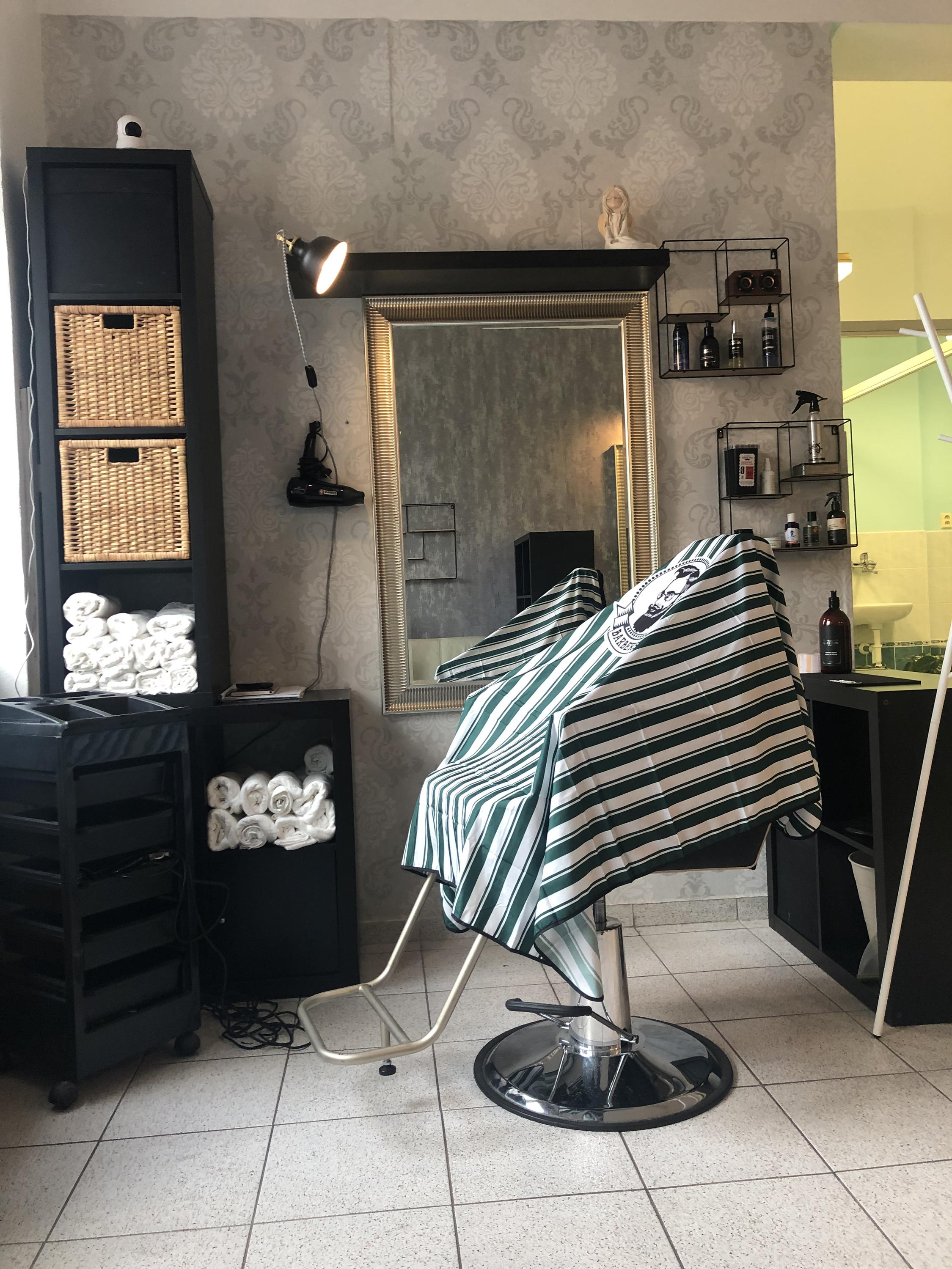 Dapera Barber - Vše pro vaši krásu foto 1