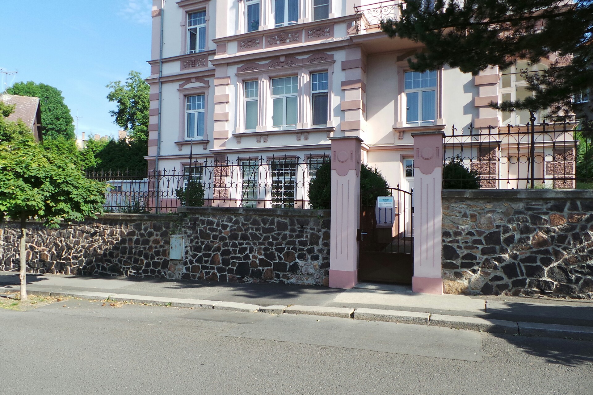 MUDr. Radovan Jakeš