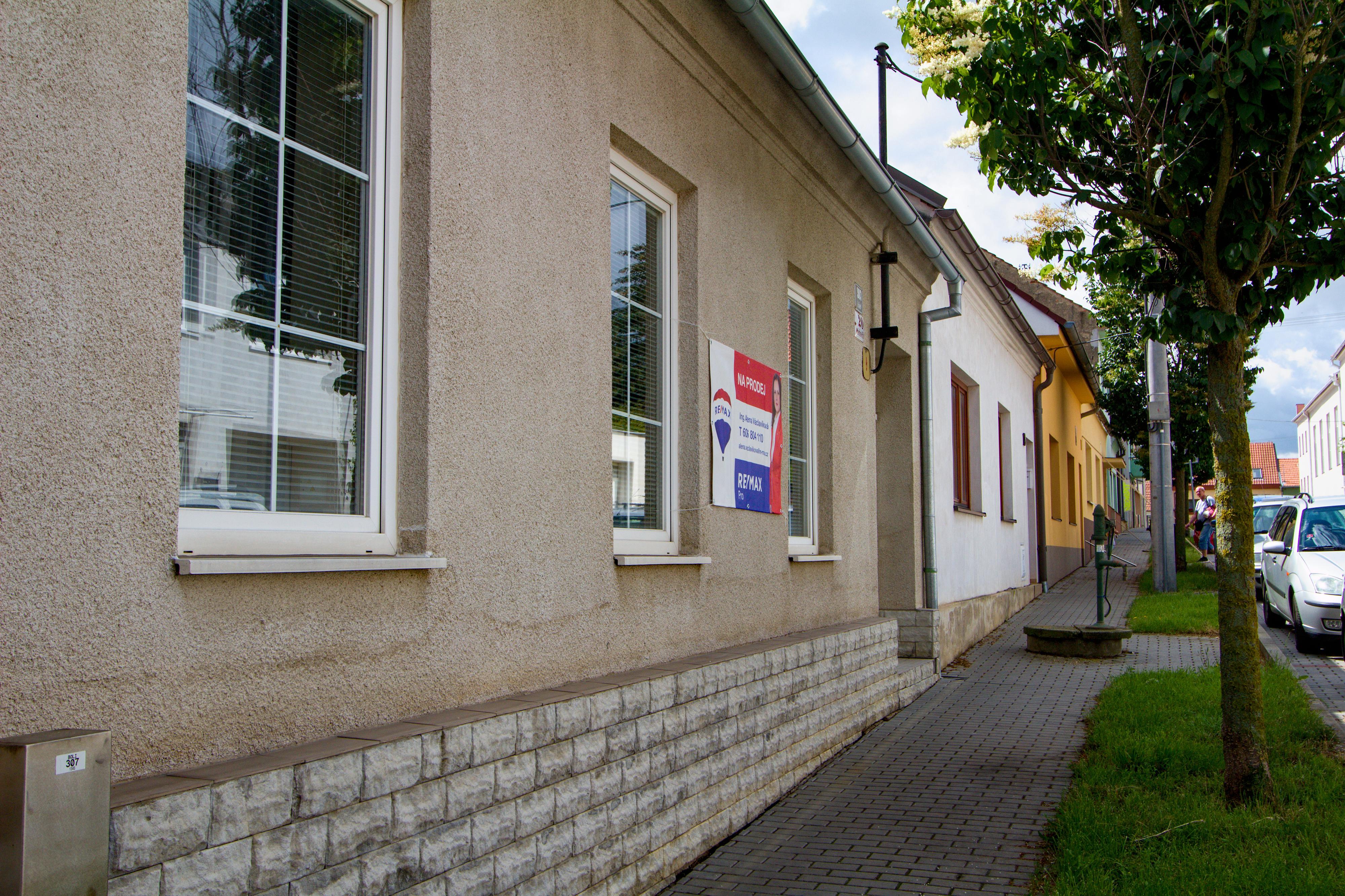 Ing. Alena Václavíková - RE/MAX Pro foto 4