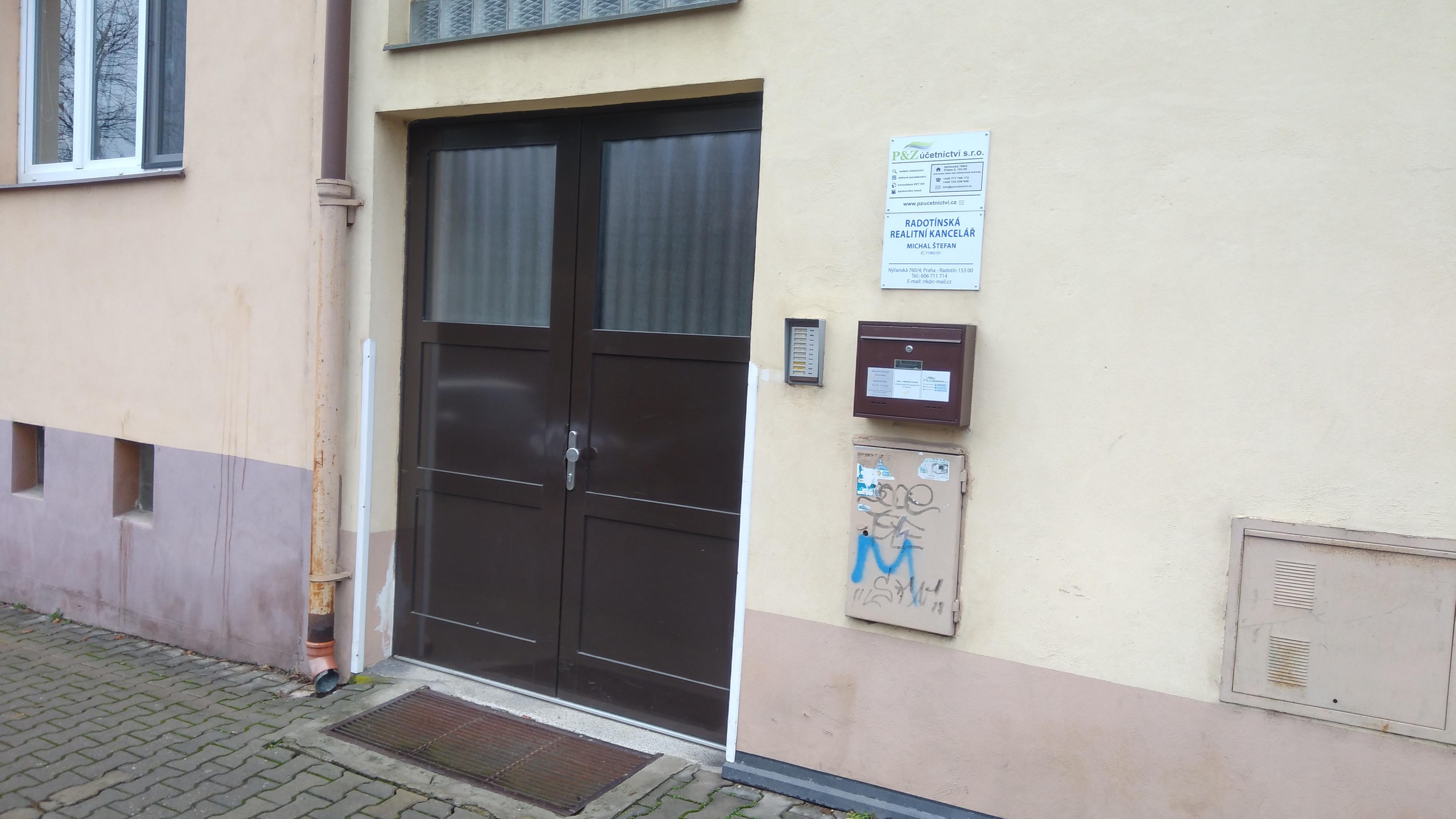 Radotínská realitní kancelář foto 3