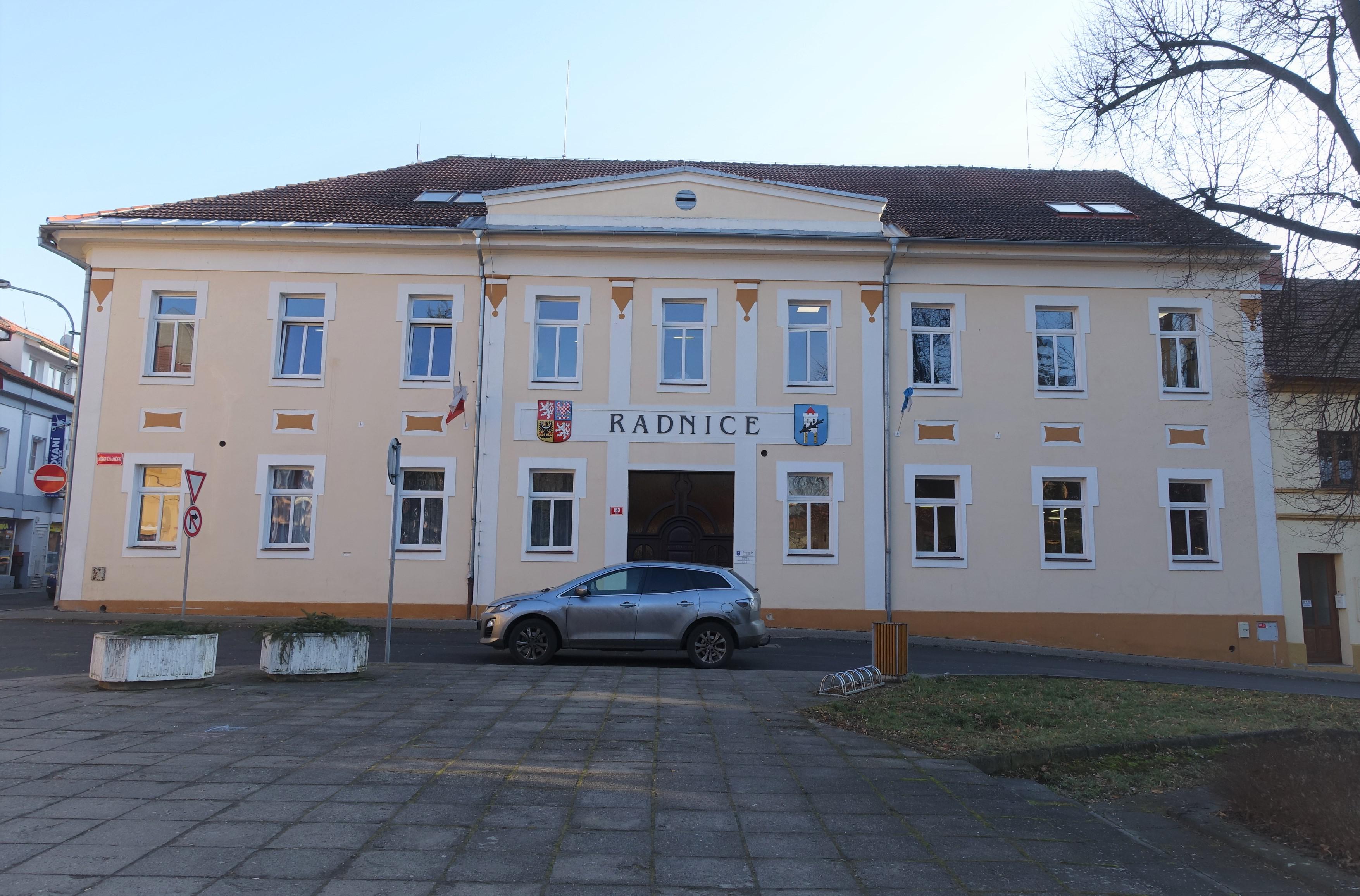 Štětí - městský úřad foto 4