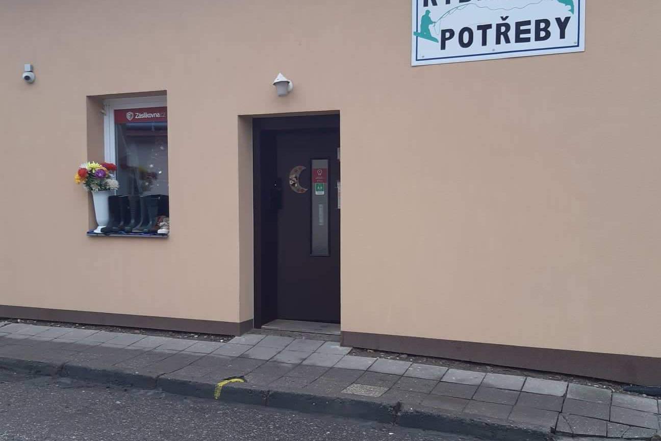 Rybářské a chovatelské potřeby - Jiří Karabáček